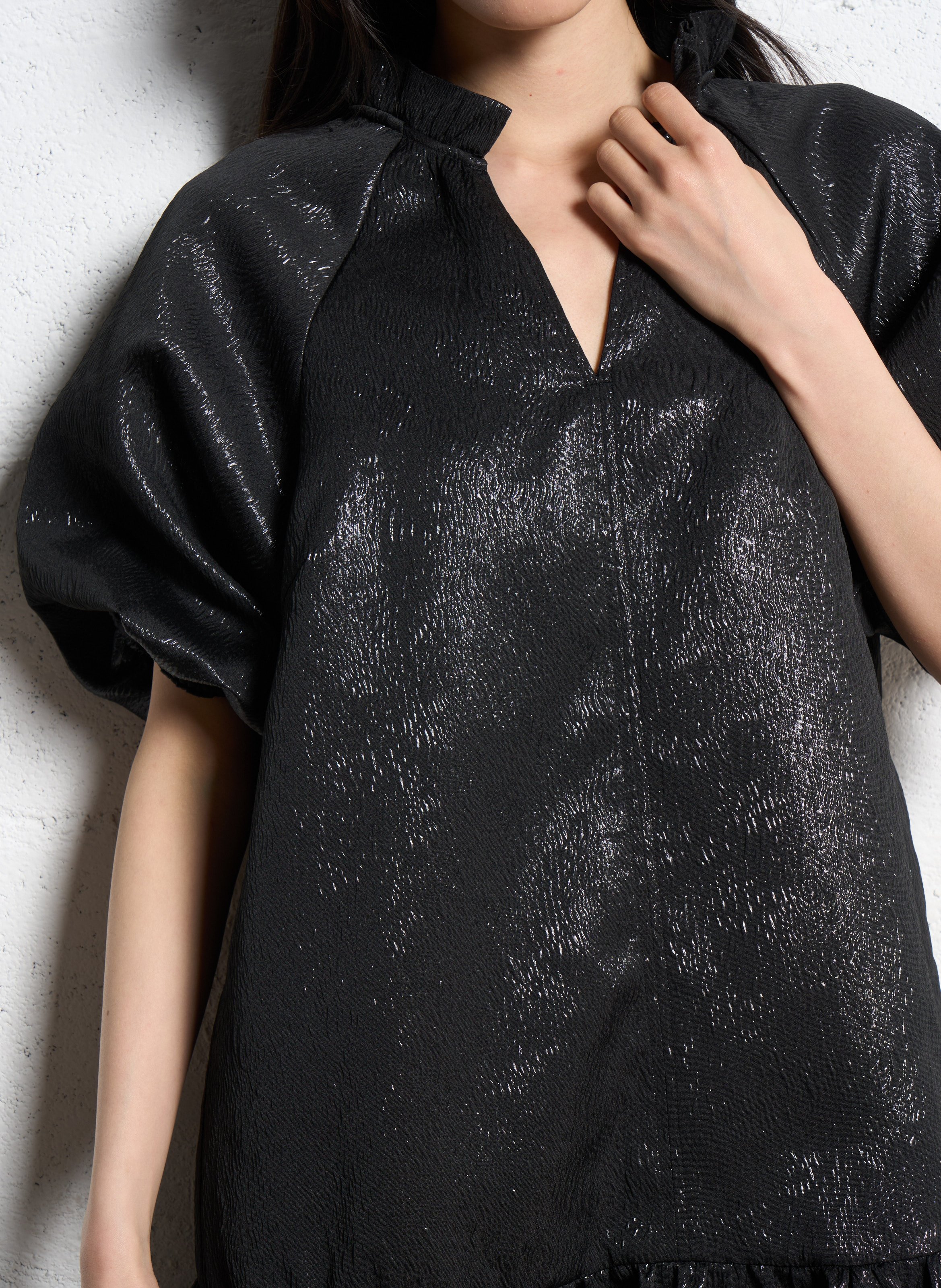 Short straight metallic dress SUNCOO Black