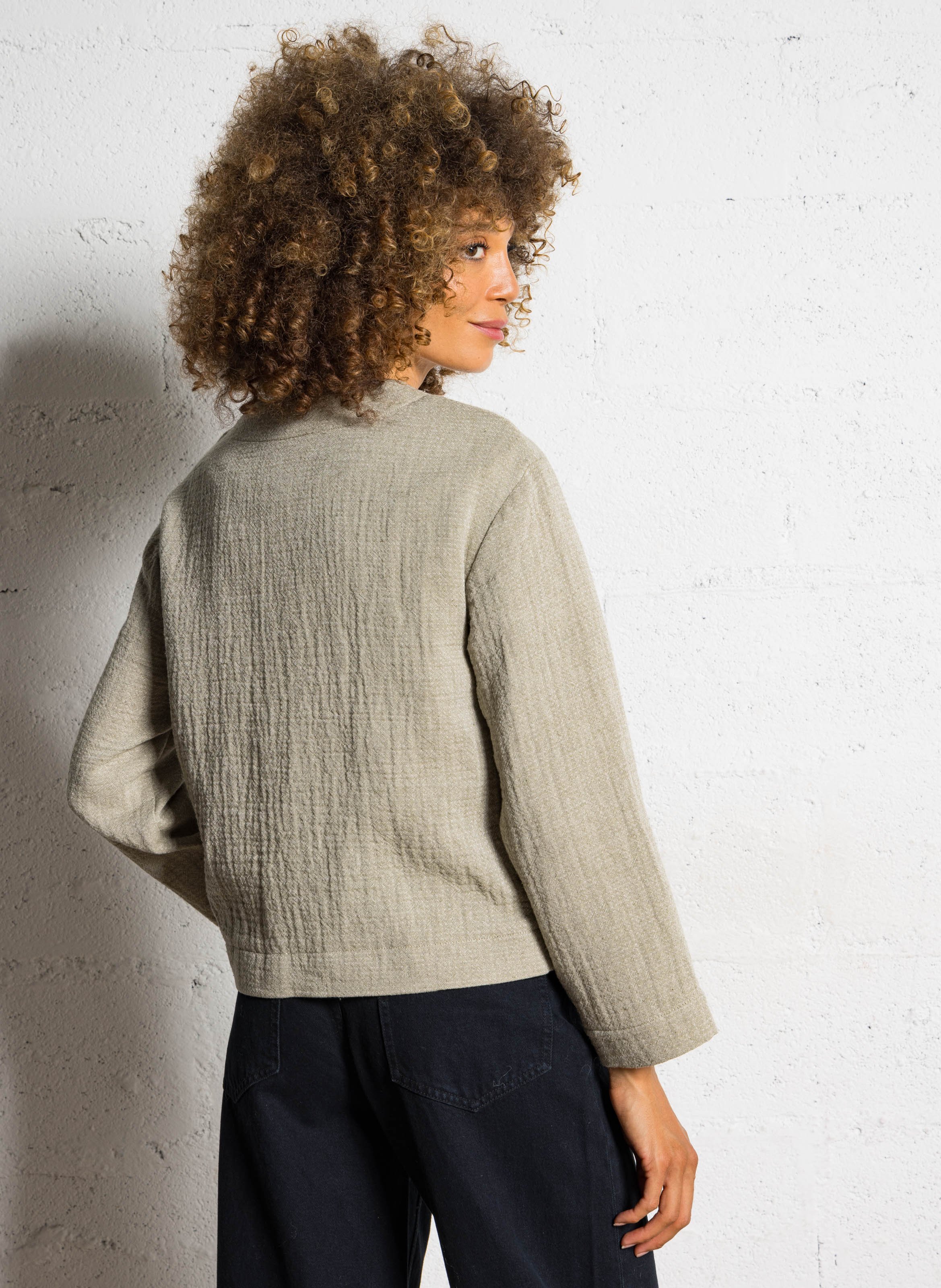 Short buttoned solid color jacket MAISON 123 Green