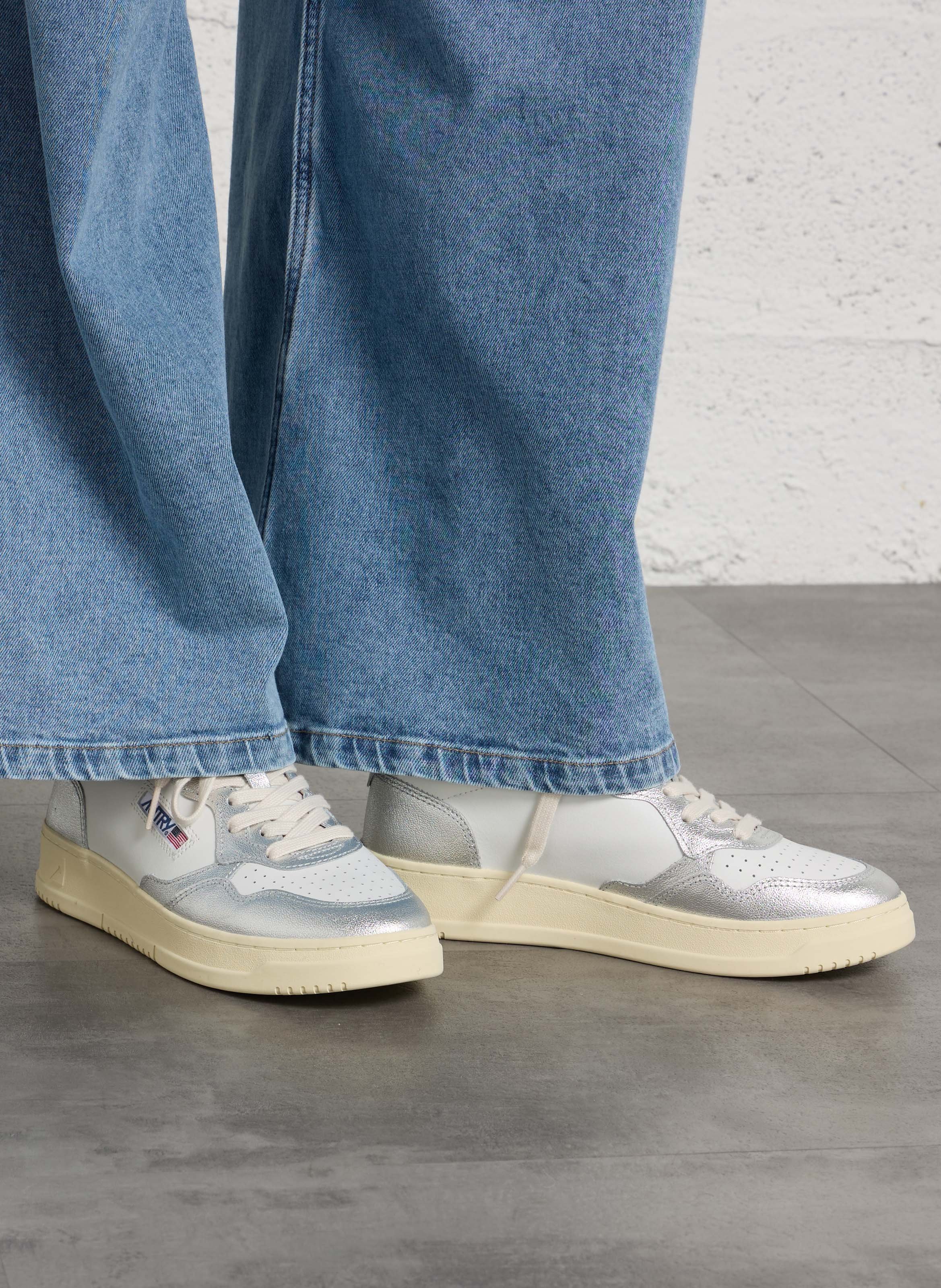 Low-top leather mix sneakers AUTRY Silver