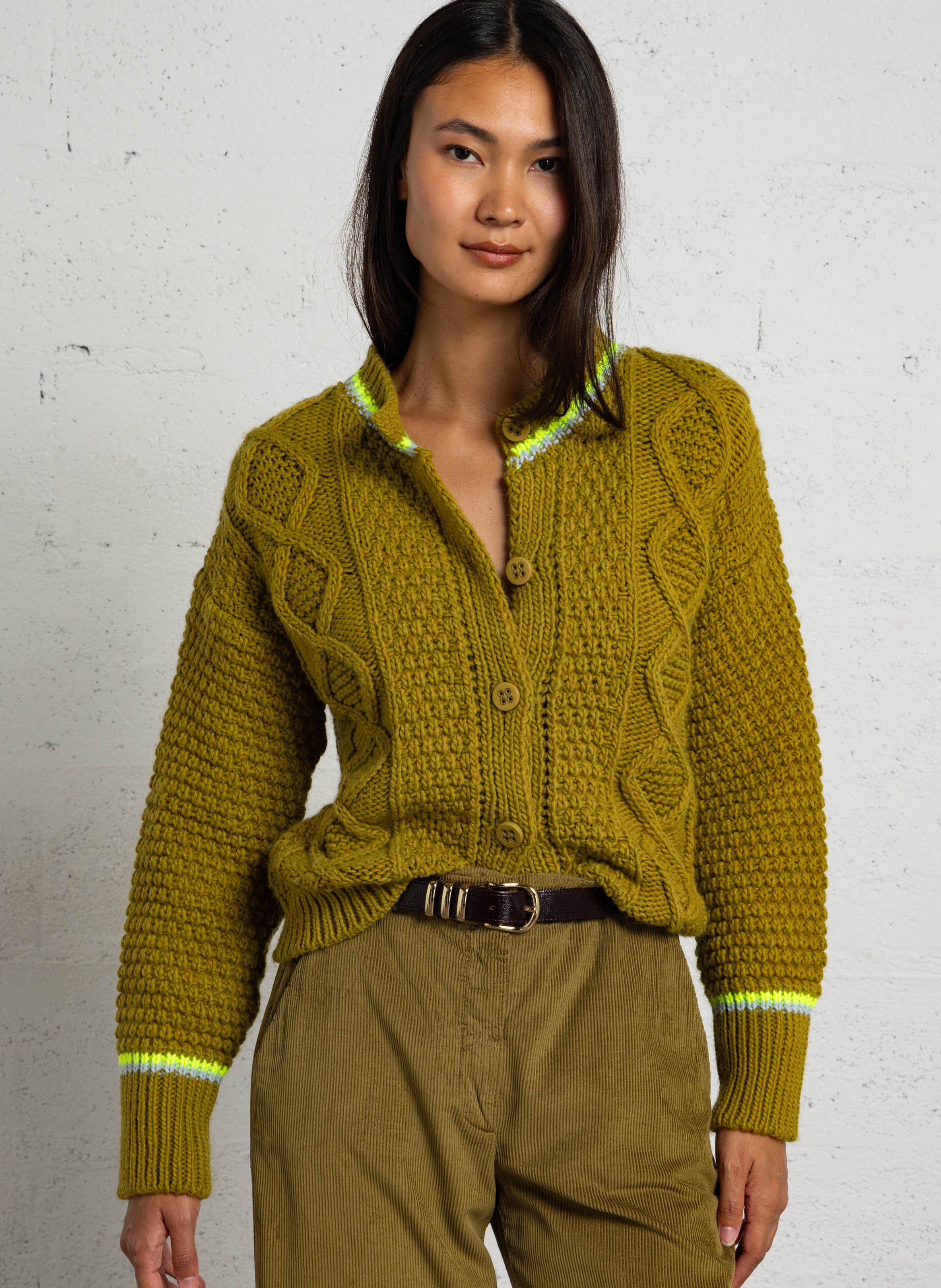 Gerader Rundhals-Cardigan DR BLOOM Grun
