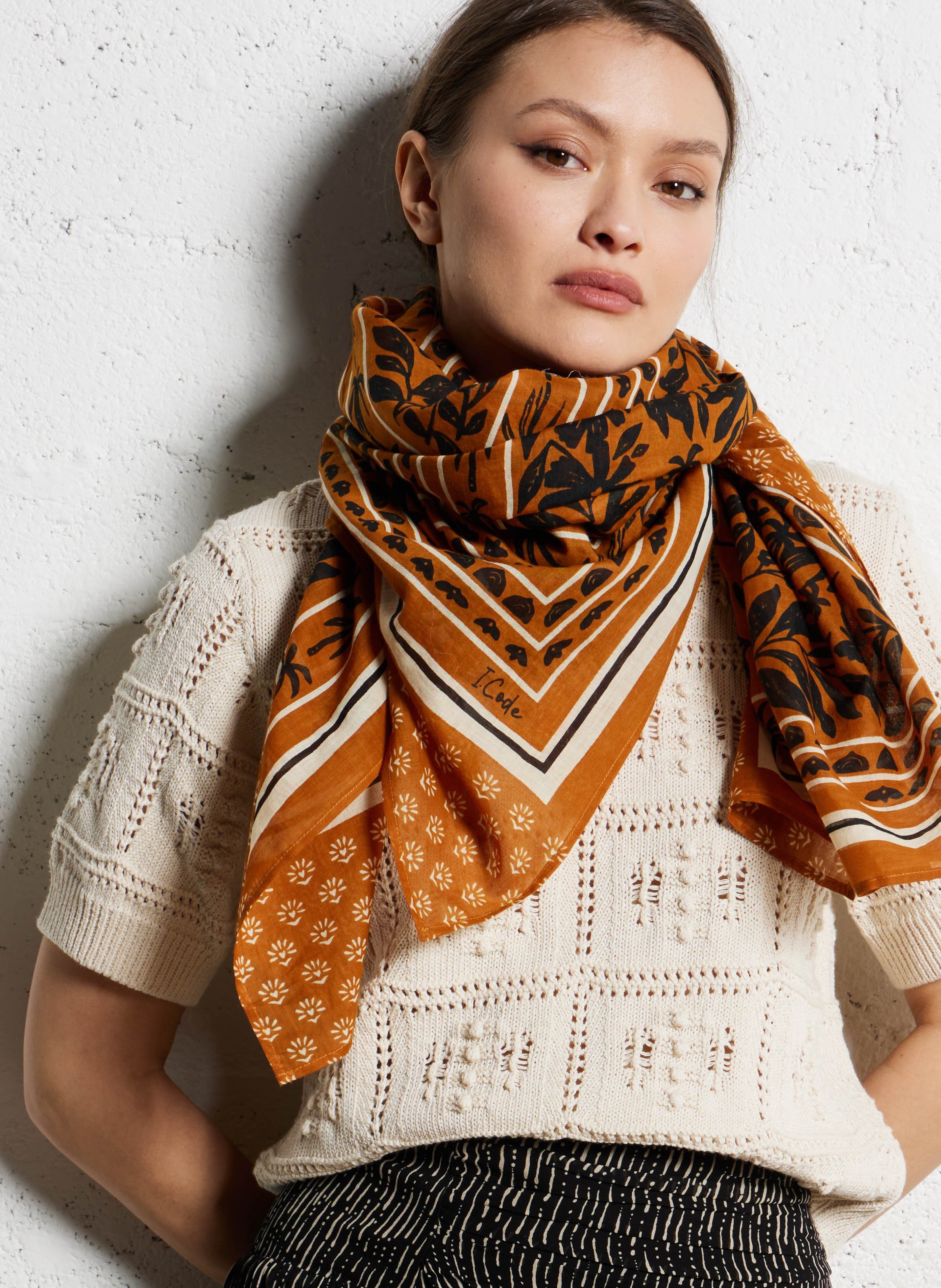 Tutorial Fare Un Top Con Un Foulard Foulard Quadrato Come Fare Un