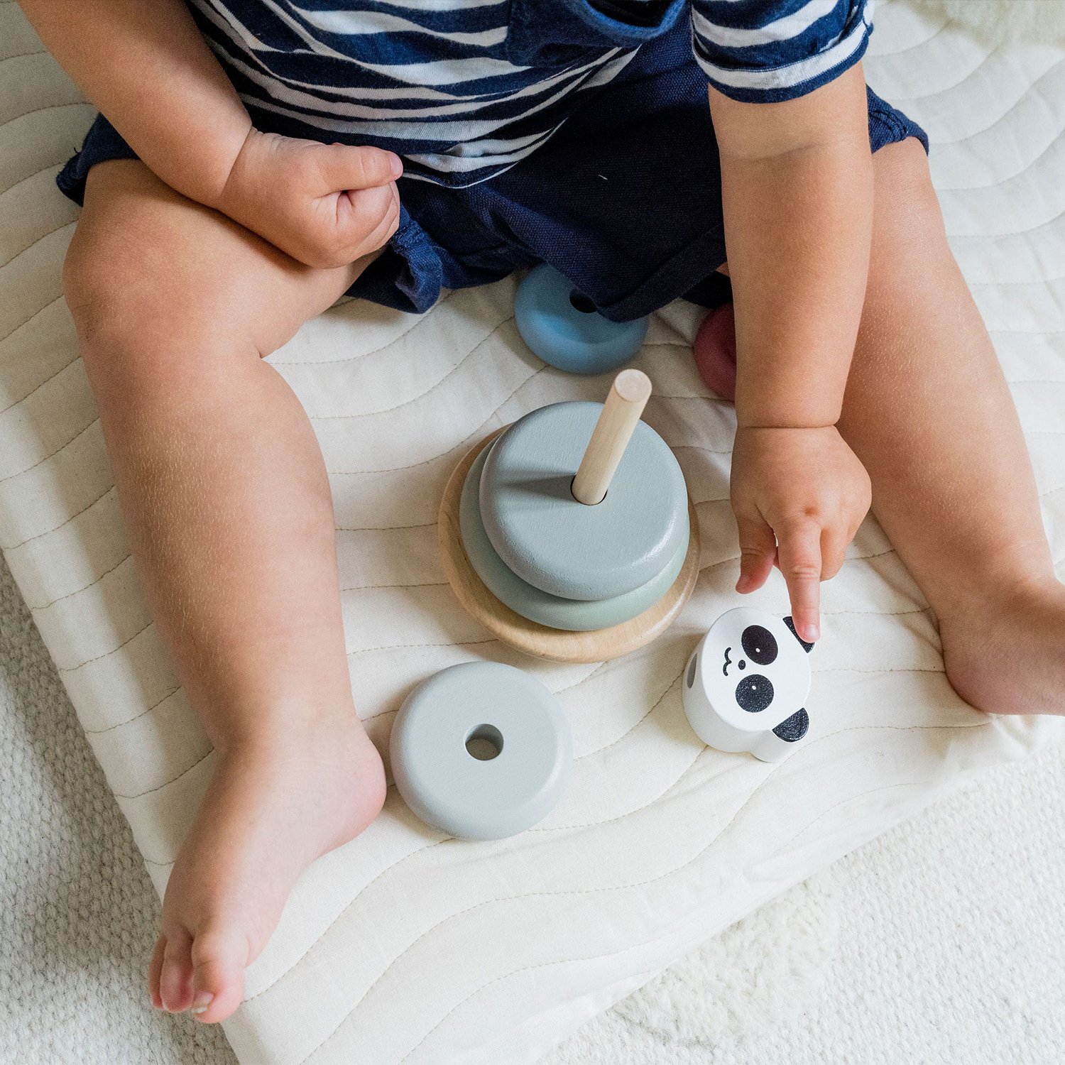 Panda stacking tower KINDSGUT Multicolored