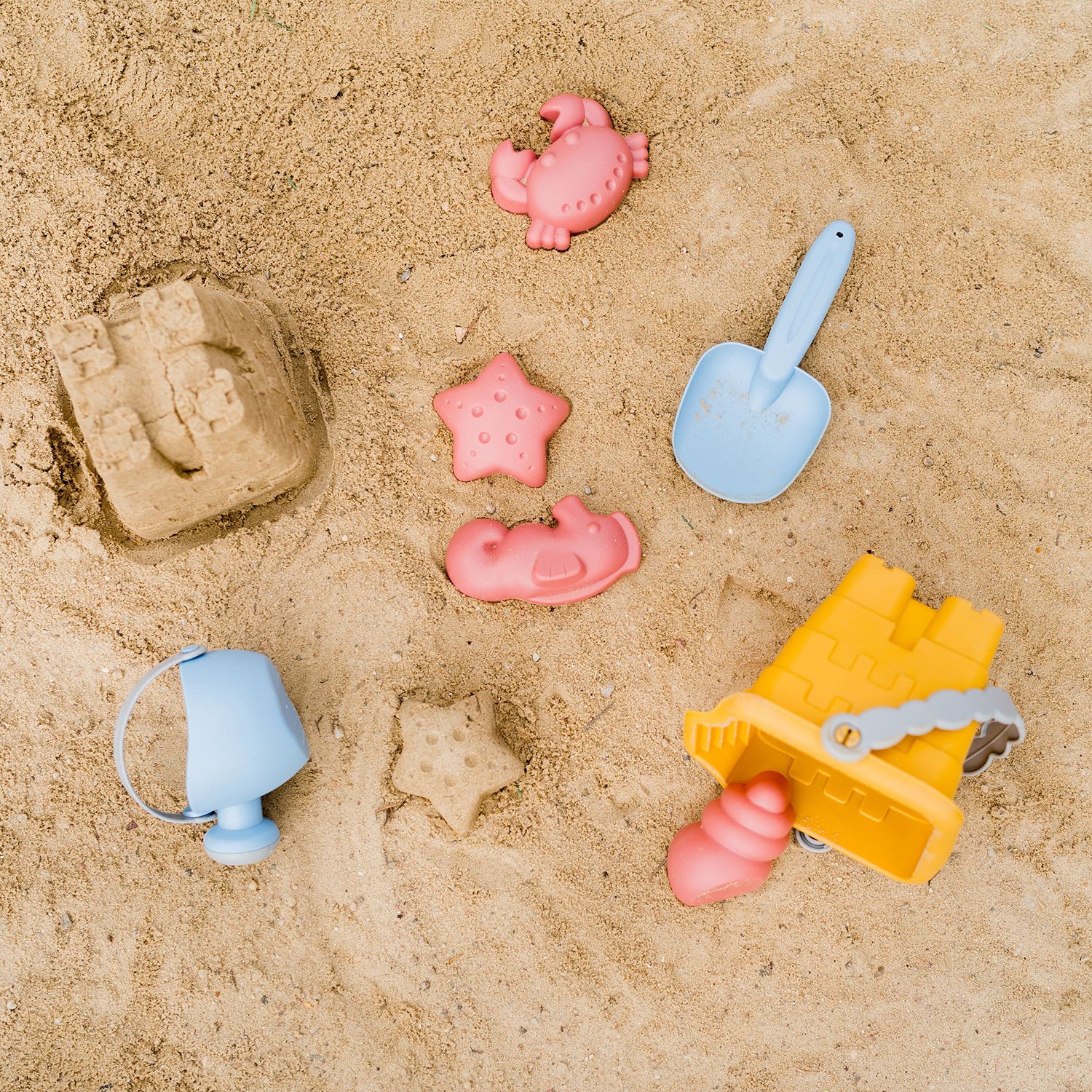 Theo 6-piece baby beach toy set KINDSGUT Yellow