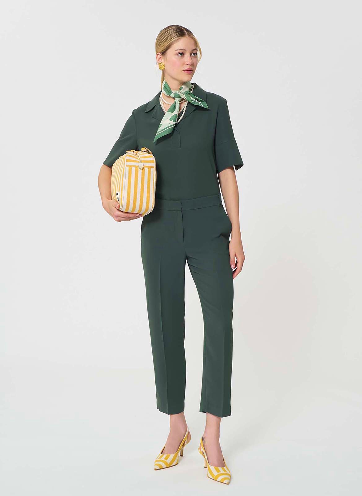 Pantalon carotte 7/8ème uni TARA JARMON Vert