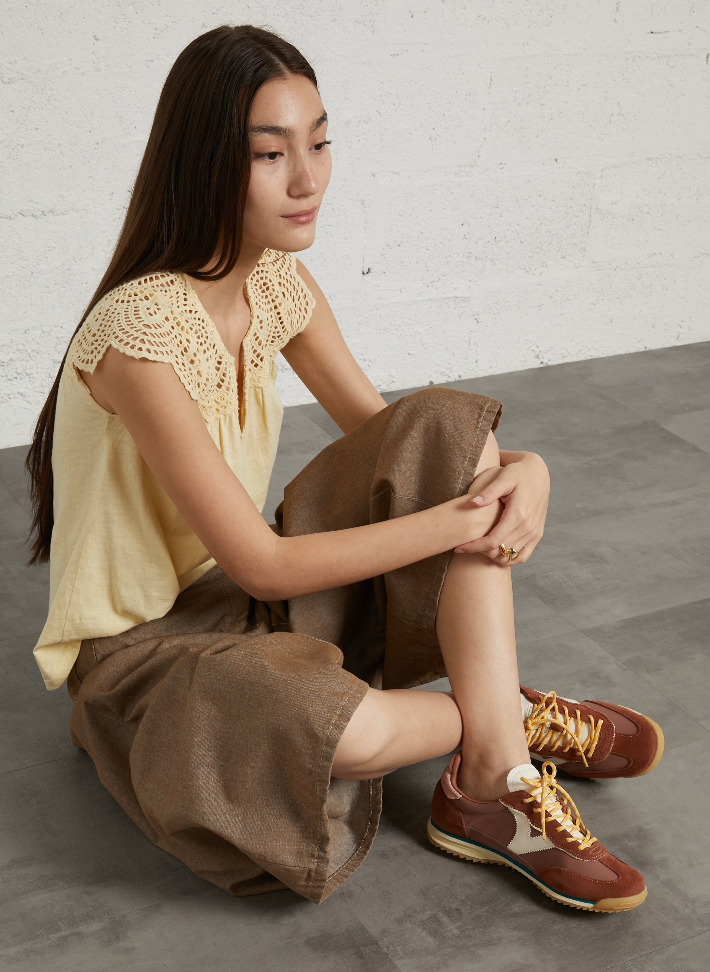 Hoge sneakers VICTORIA Bruin