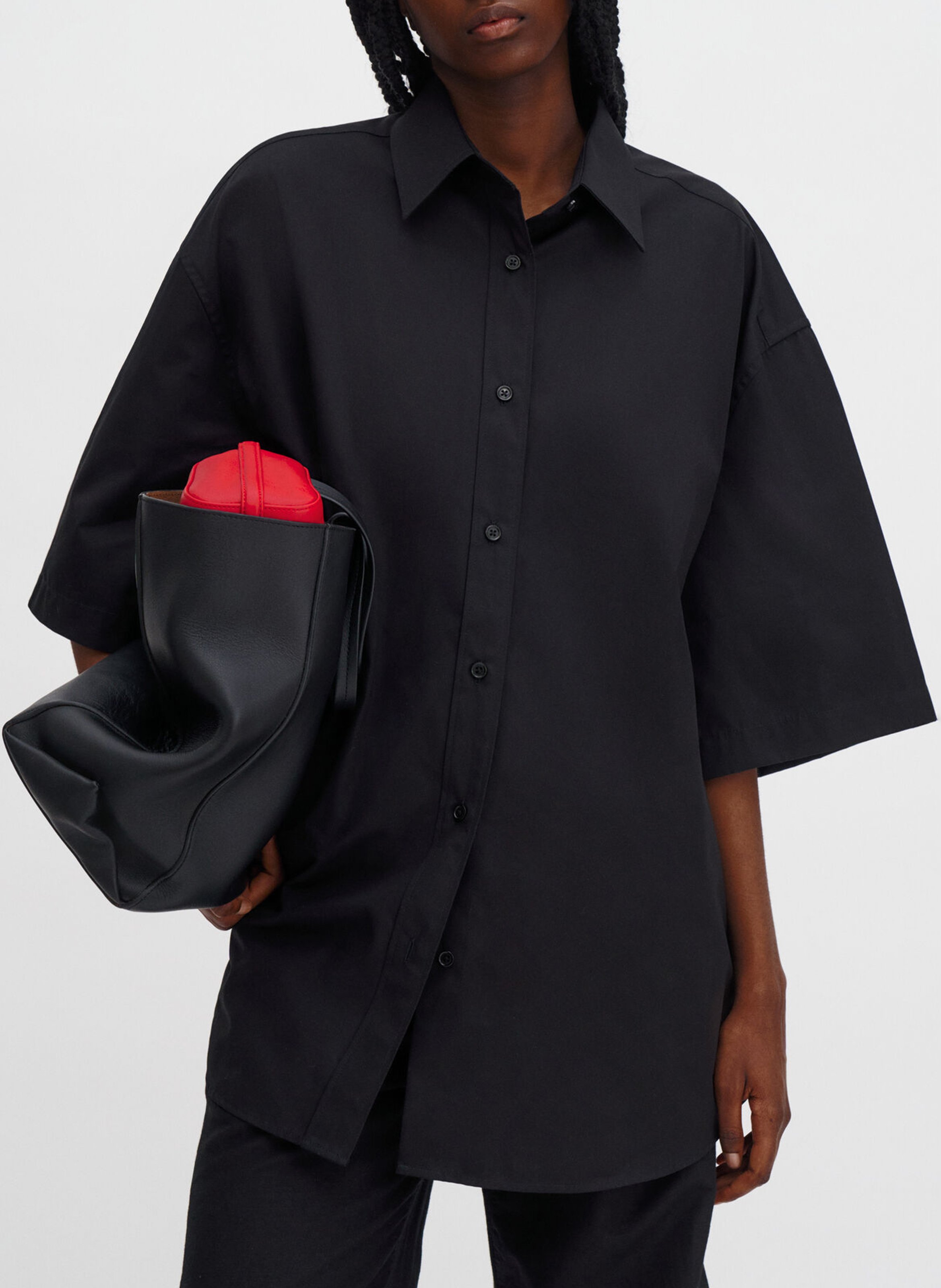 Wijdvallende effen blouse met knoopsluiting FILIPPA K Zwart