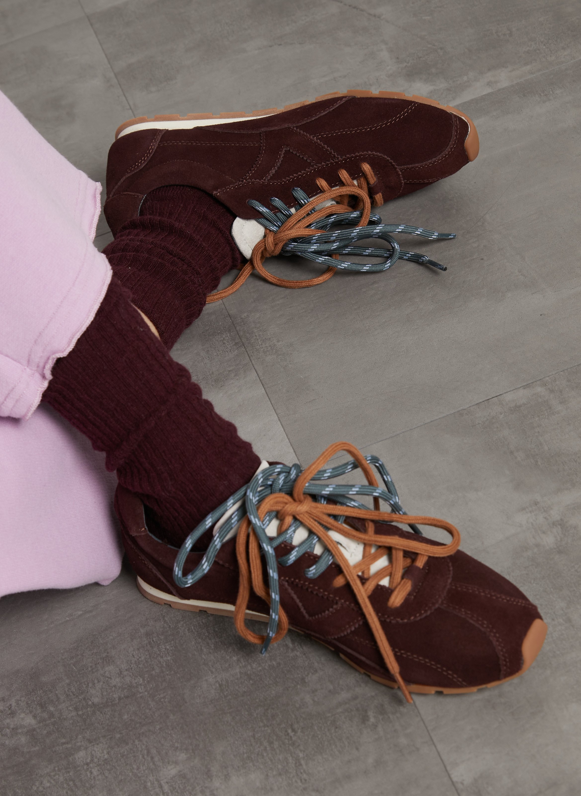 Lage, leren sneakers VICTORIA Bruin