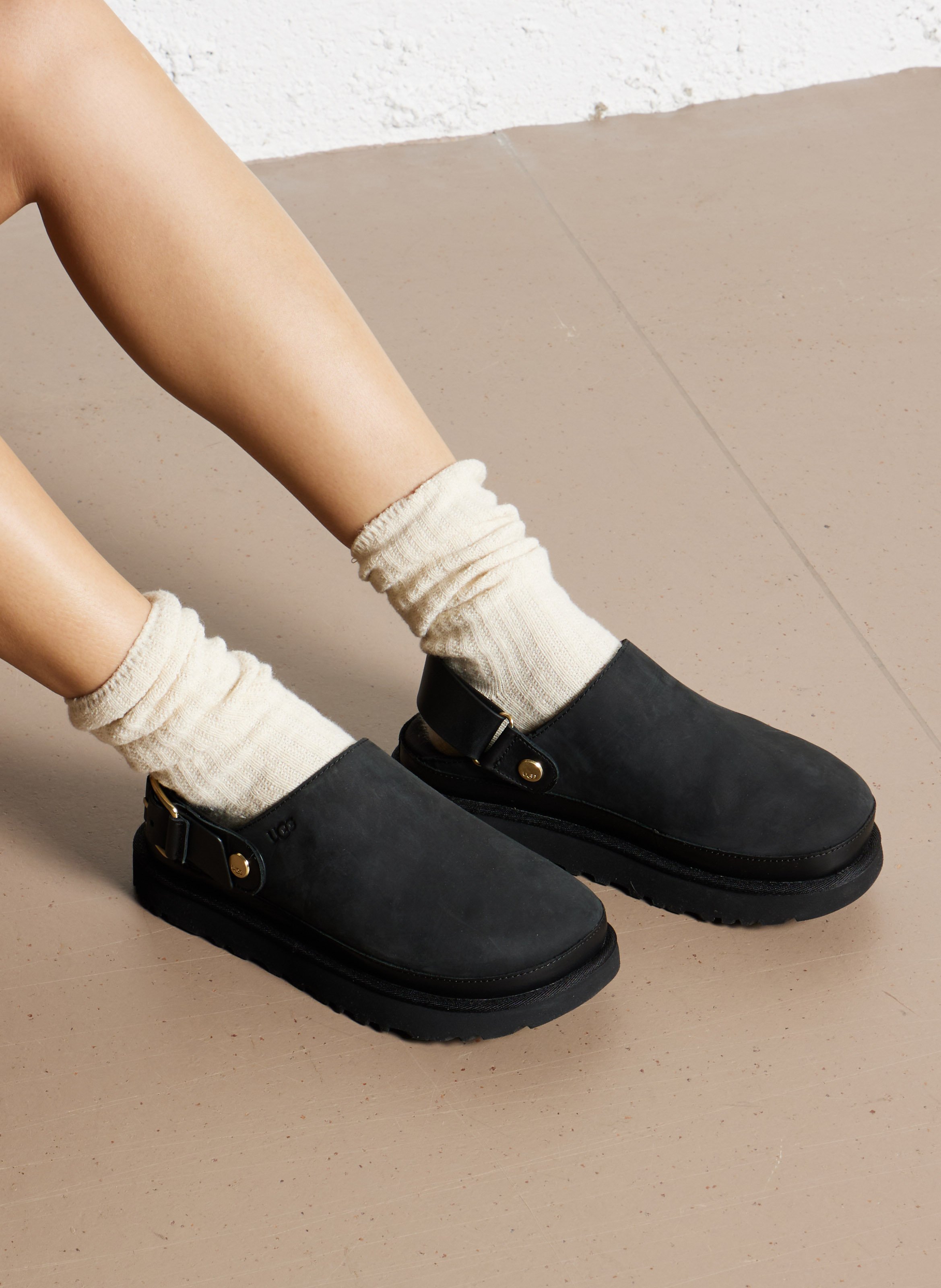 Gerader bedruckter Kapuzenpullover - Look 1