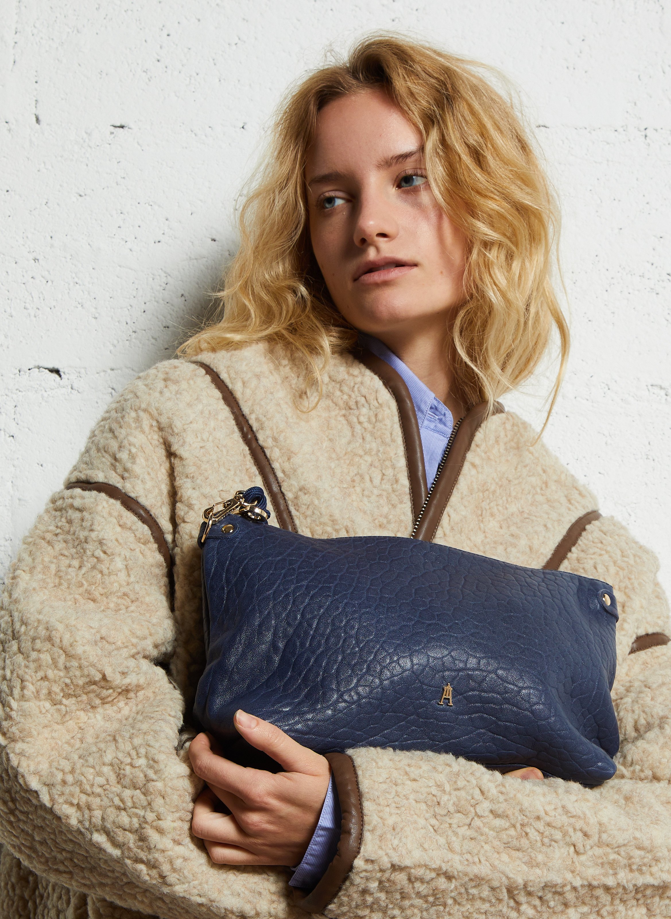 Sac porté épaule en cuir d'agneau CRAIE STUDIO Bleu