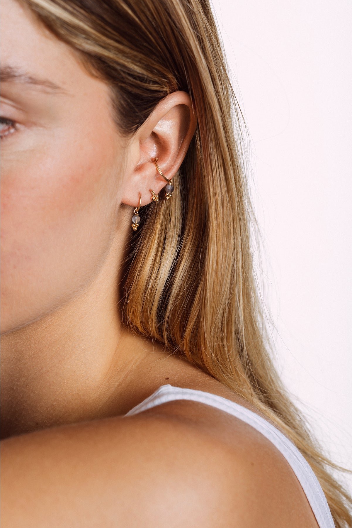 Mini jingle bell earrings YAY Golden