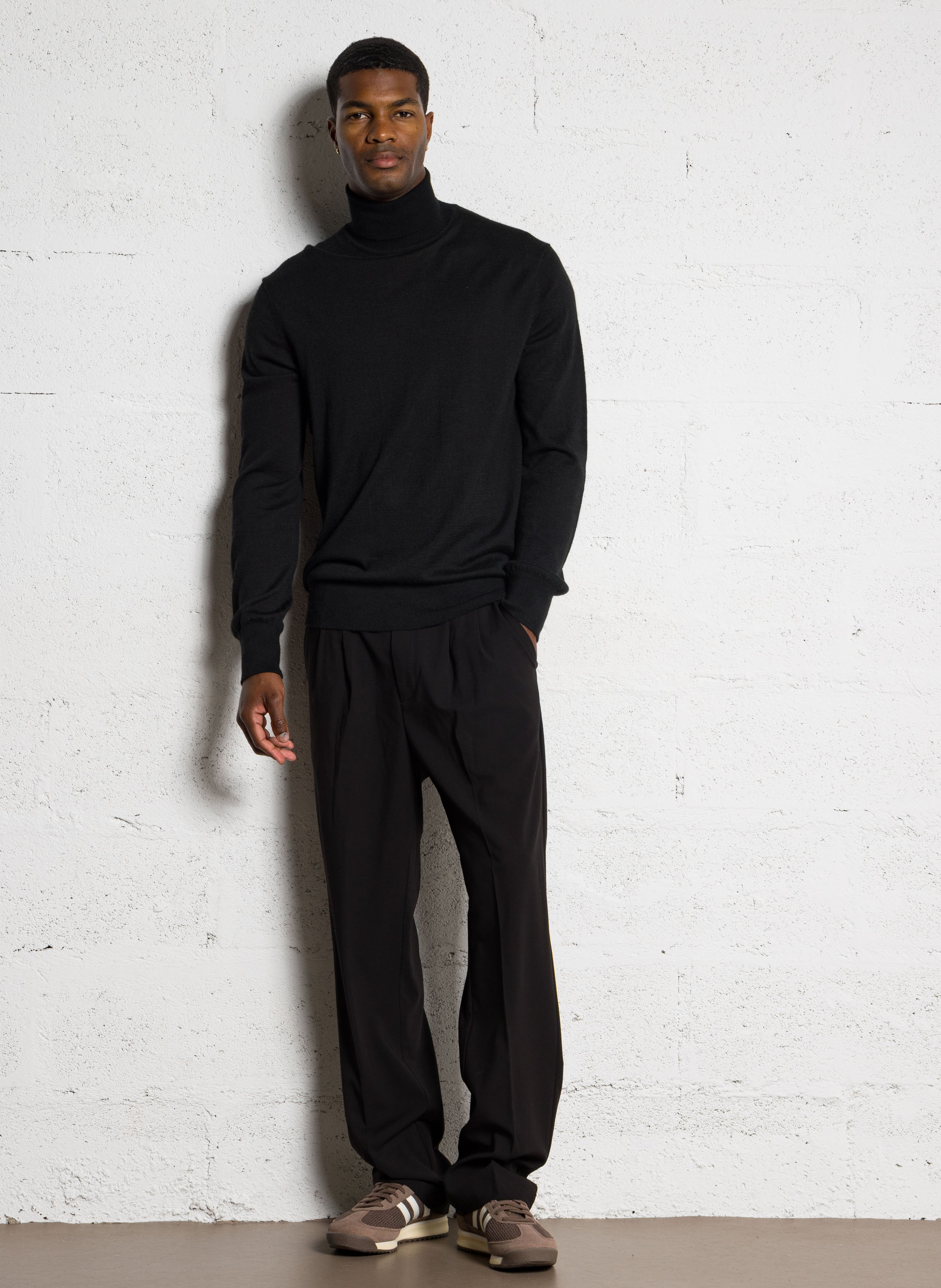 Straight knit turtleneck in wool blend MINIMUM Black