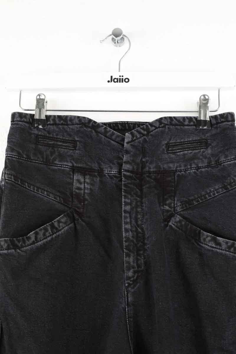 - Straight-leg jeans
- 5 pockets
- Straight cut
- Faded effect ISABEL MARANT - Seconde Main Black