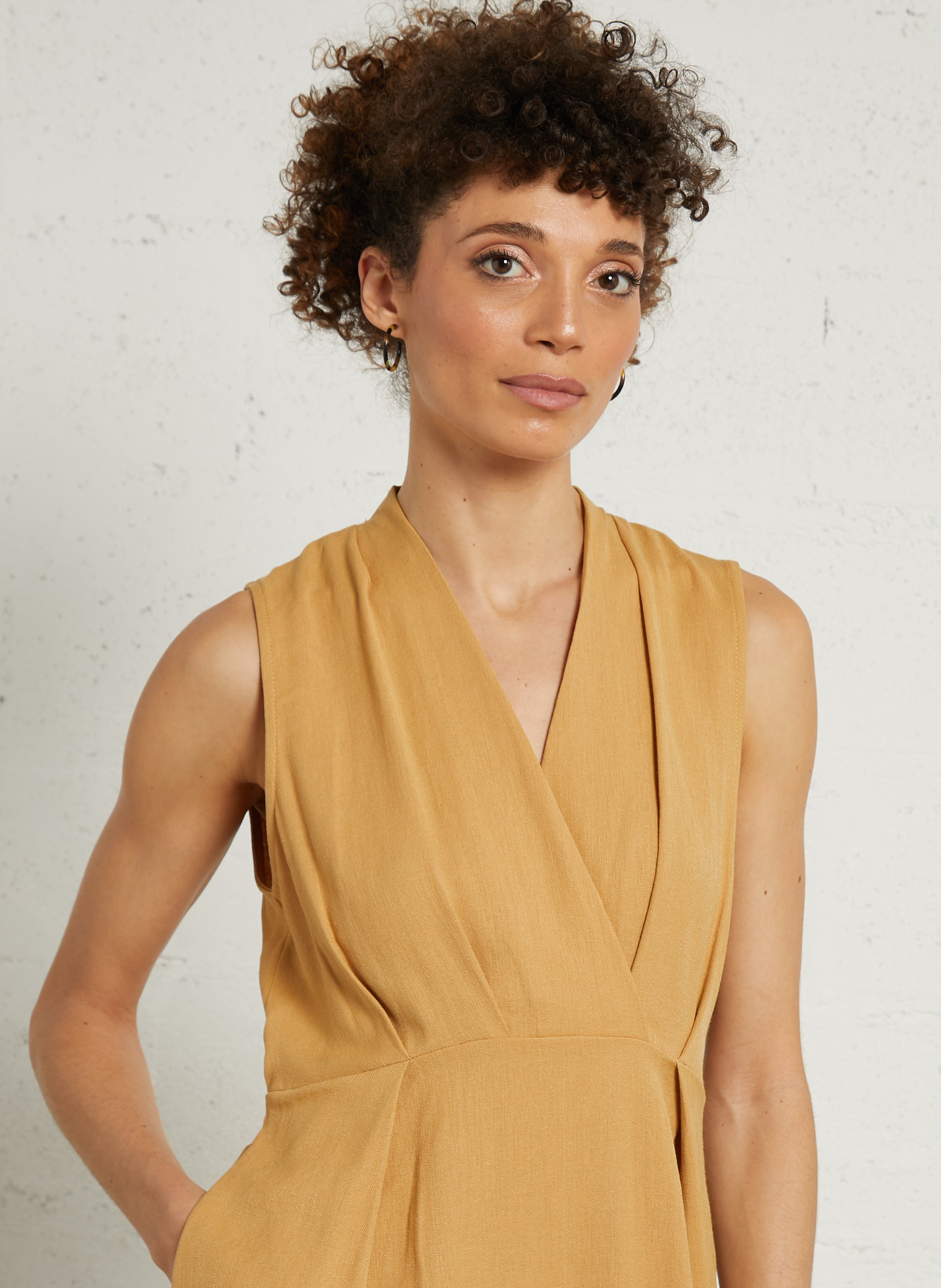 Midi-jurk met ceintuur en effen kraag SEE U SOON Geel