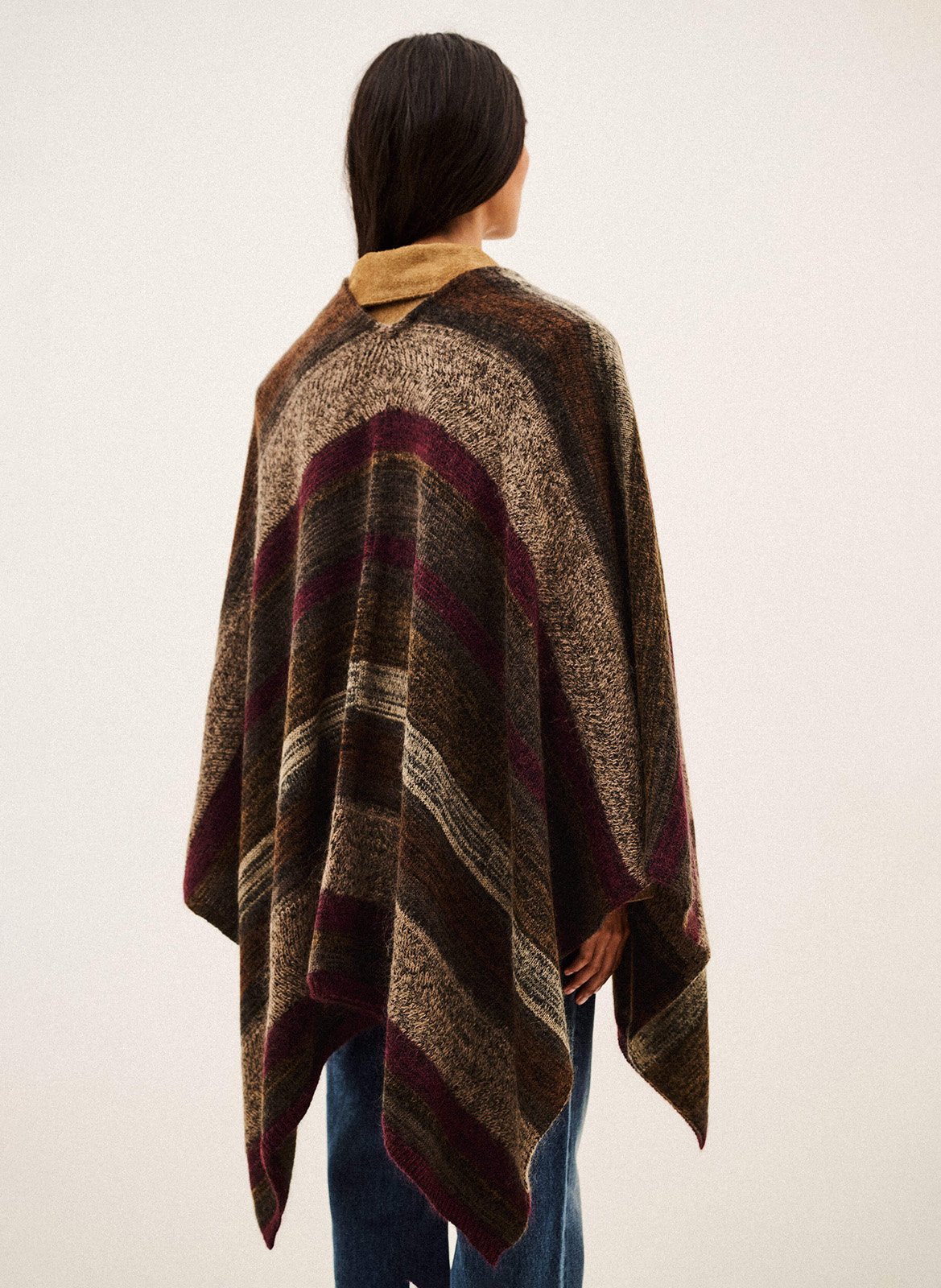 Wide poncho in a wool blend BA&SH Brown