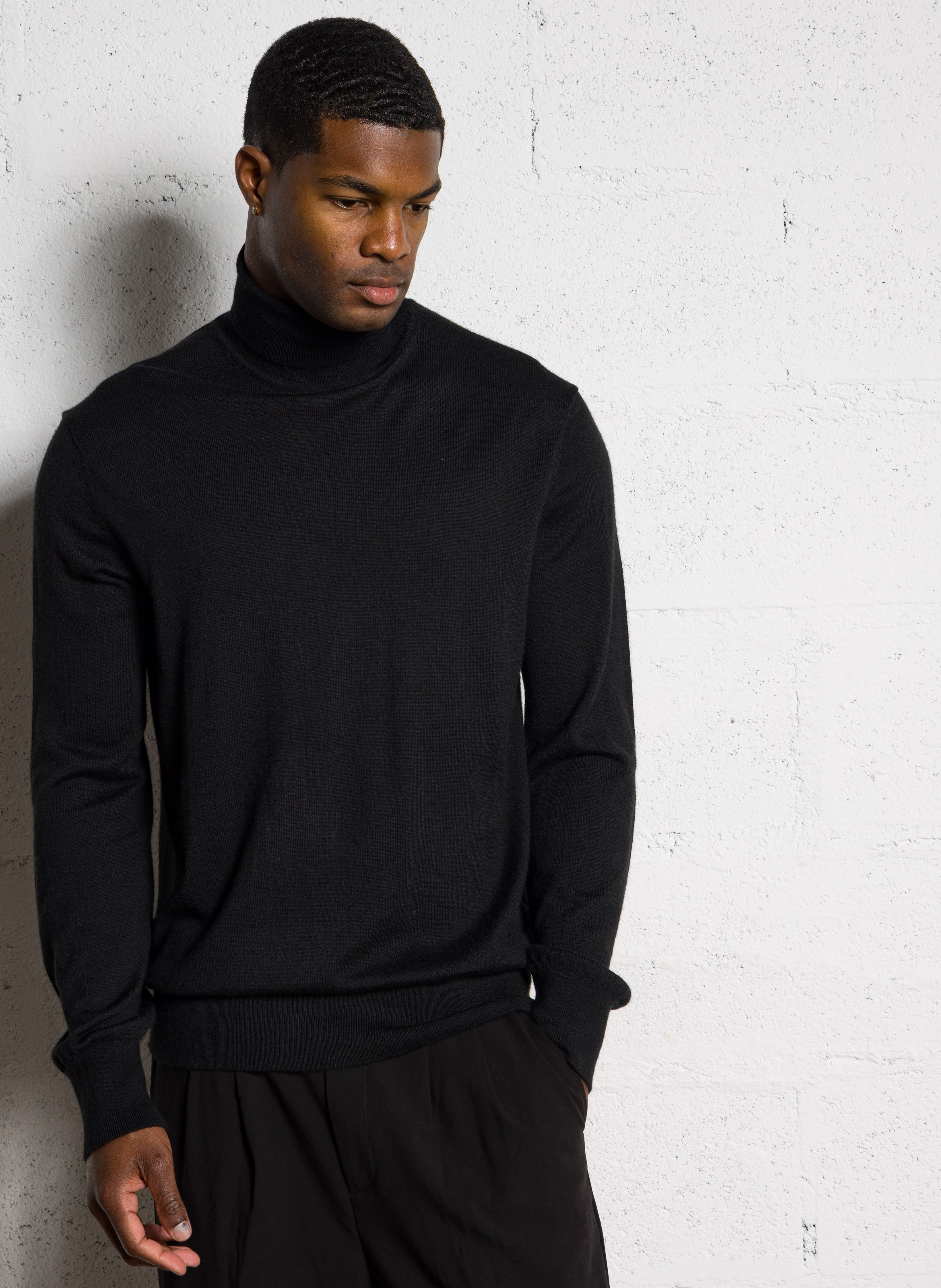 Straight knit turtleneck in wool blend MINIMUM Black