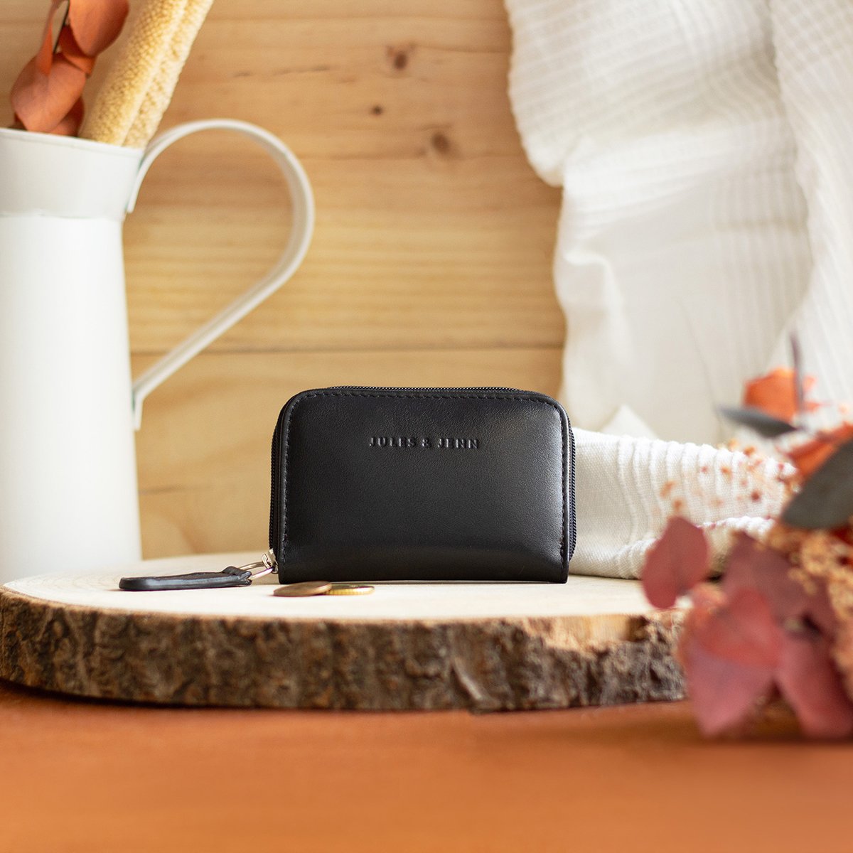 Smooth leather coin purse JULES & JENN Black