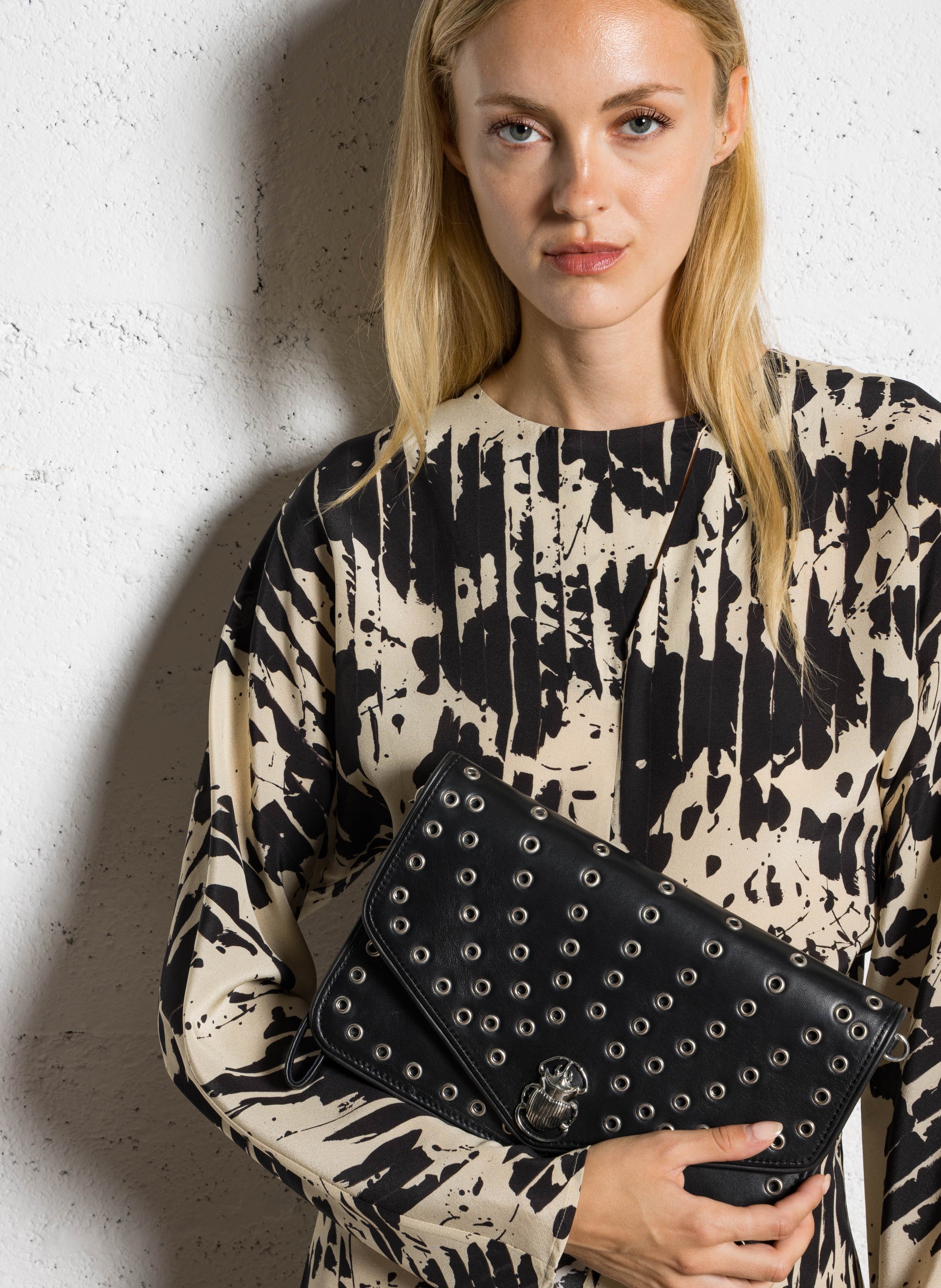 Pochette en cuir mélangé CLARIS VIROT Noir