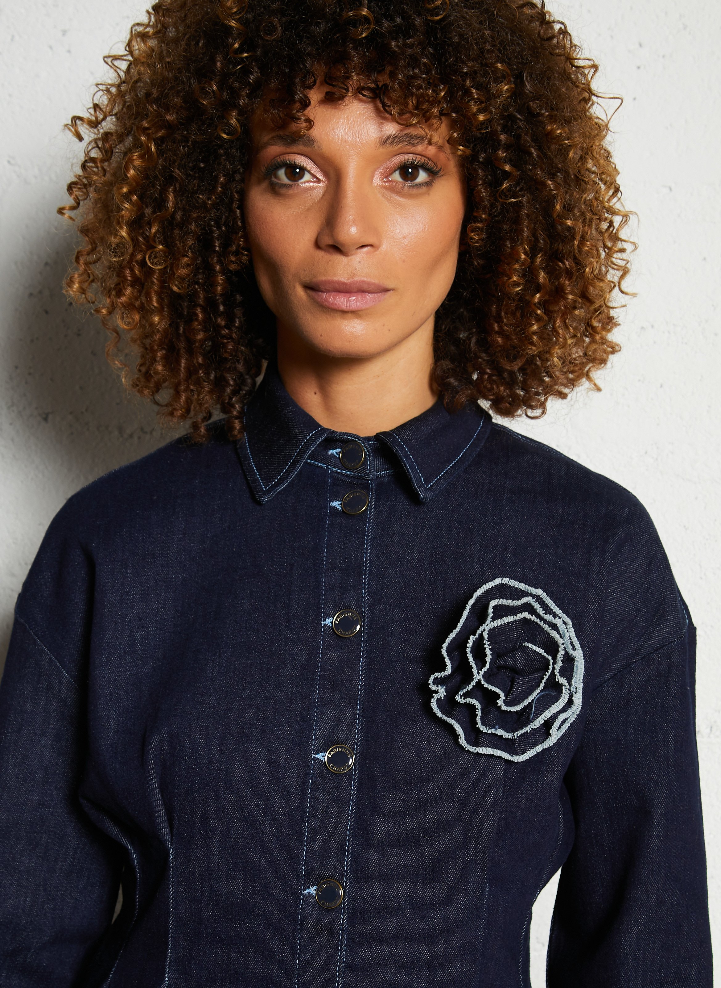 Chemise col classique en denim FABIENNE CHAPOT Bleu