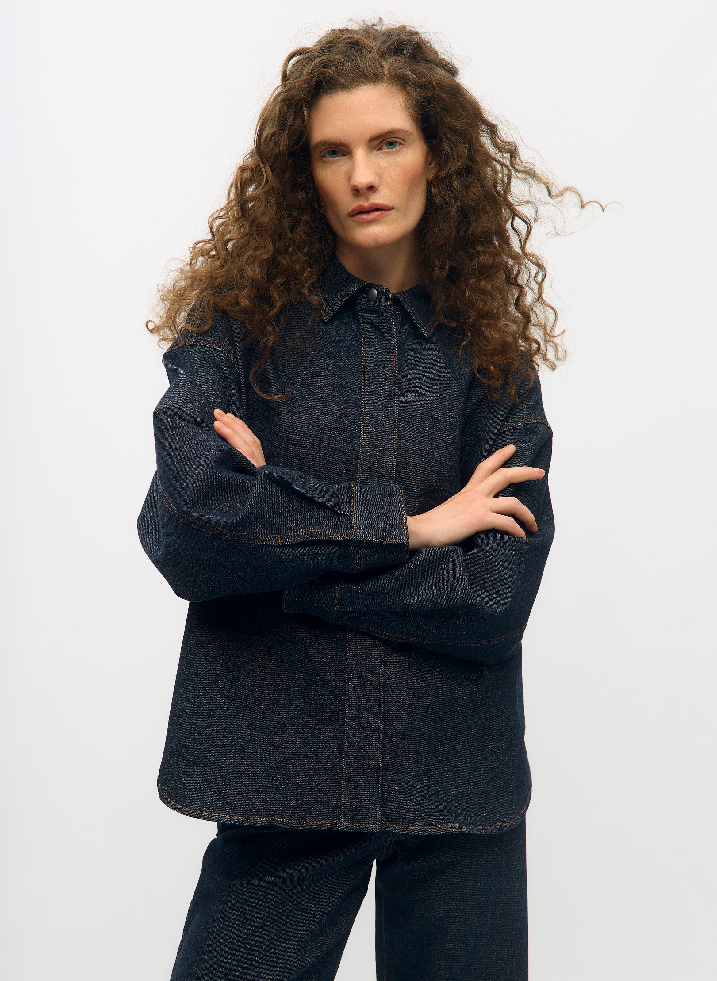 Weites Hemd aus rohem Denim OBJECT Blau