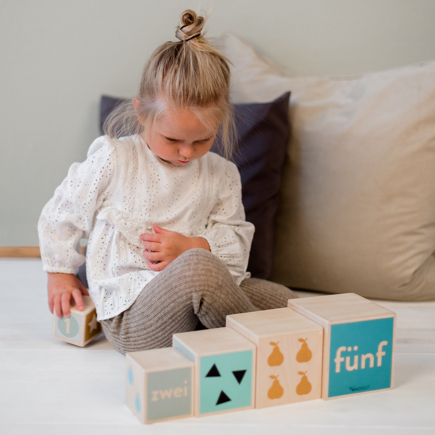 Wooden animal and number stacking cubes KINDSGUT Multicolored