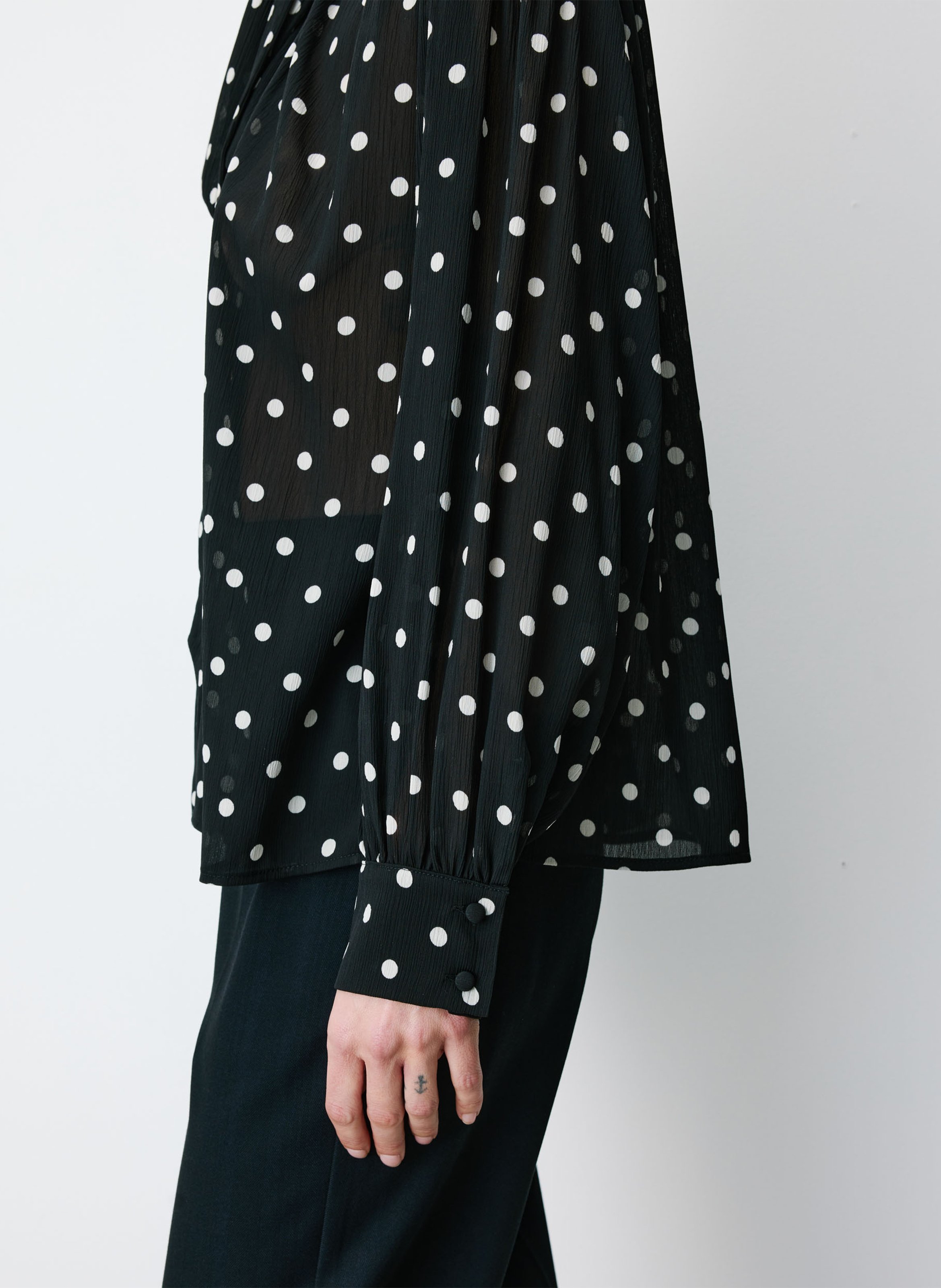 Wijdvallende blouse met stippen GRACE ET MILA Zwart