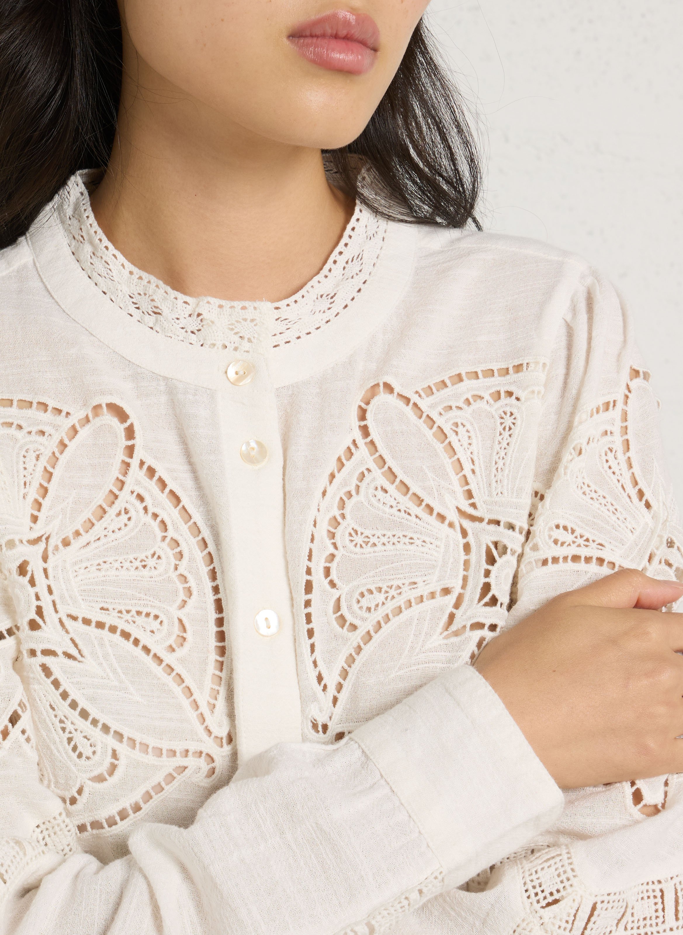 Chemisier droit brodé en coton MAISON 123 Beige