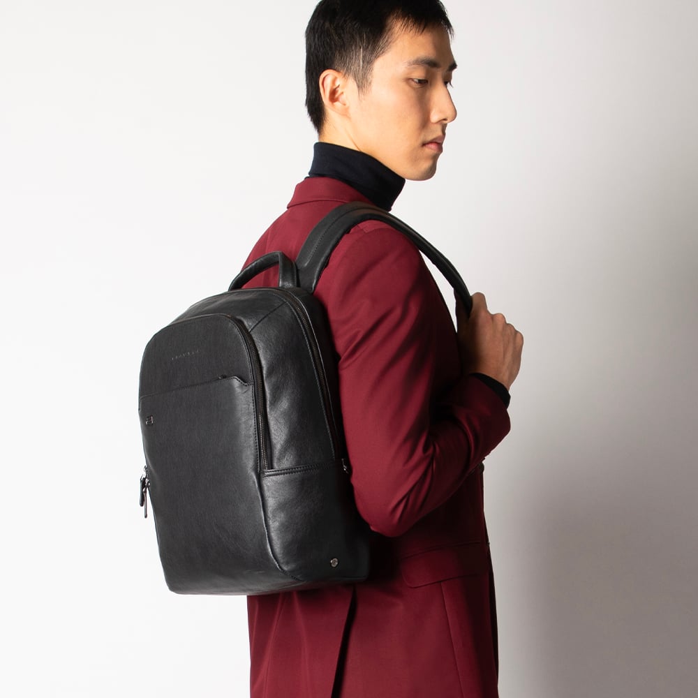 Leather backpack PIQUADRO Black