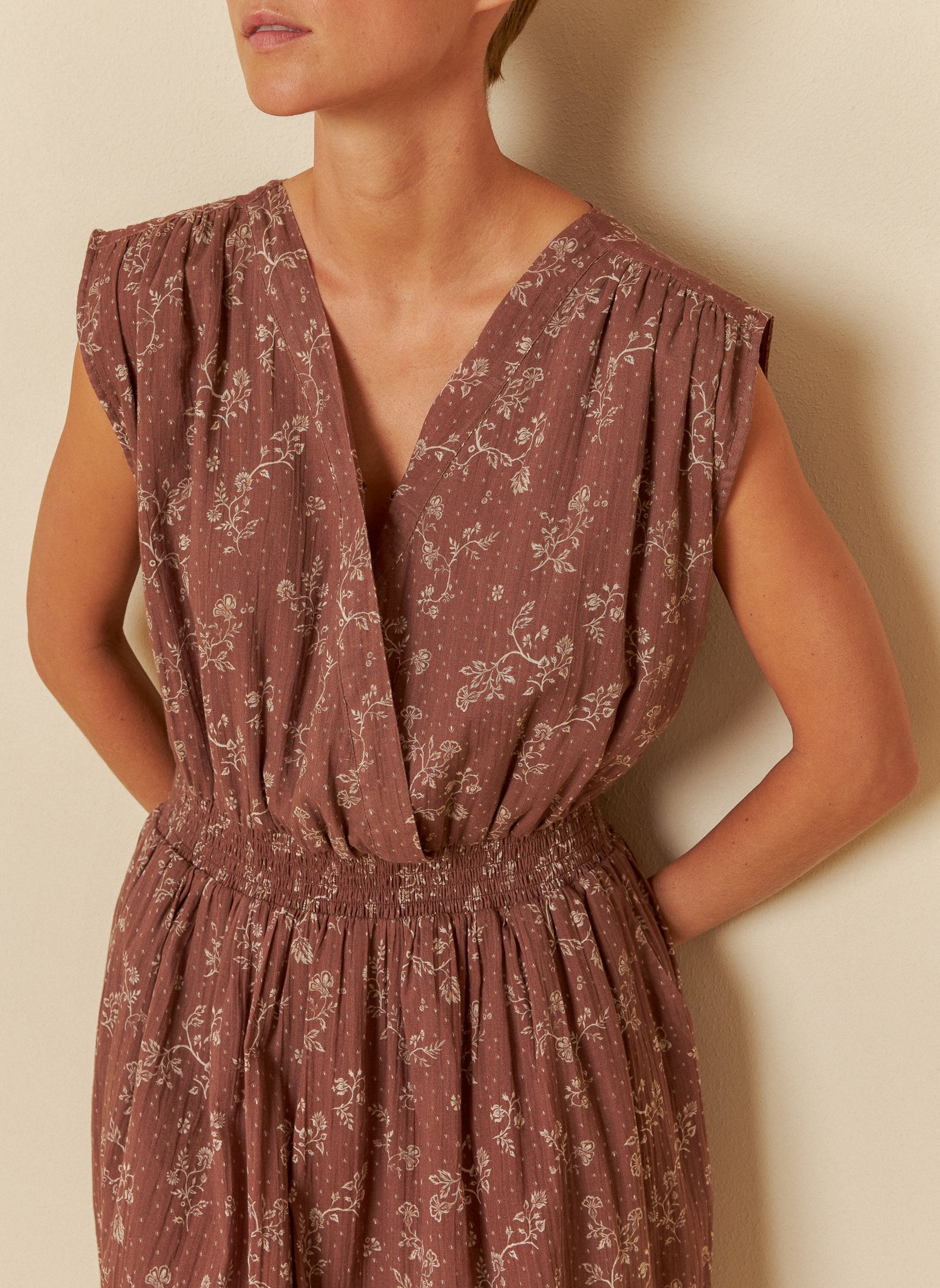 Lange jurk van bedrukt katoen INDI & COLD Bruin