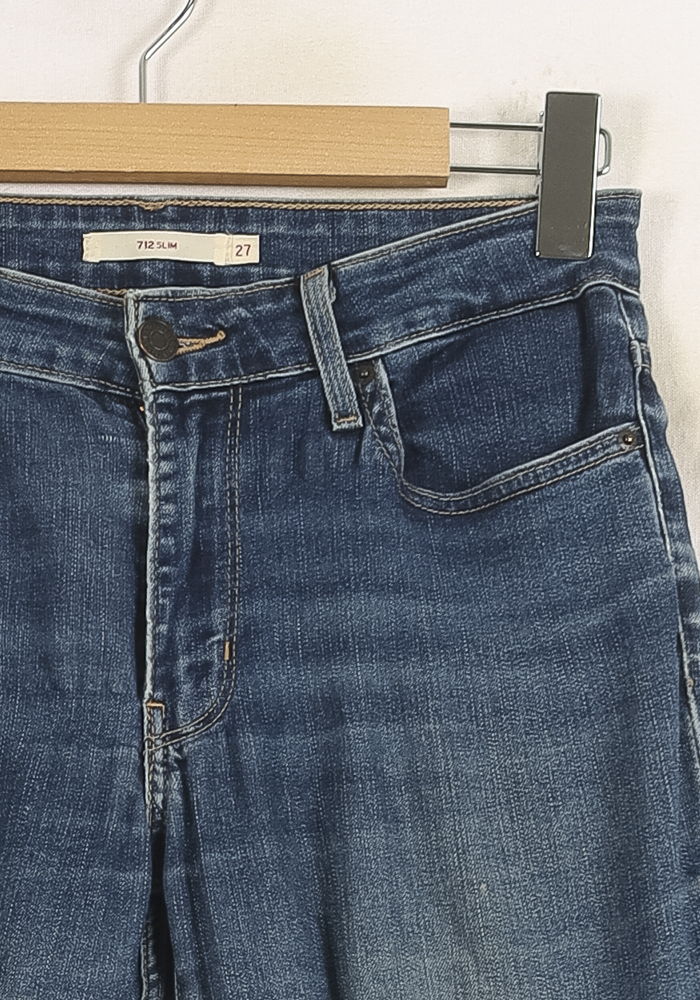 Cropped slim jeans with studs LEVI'S - Seconde main Blue