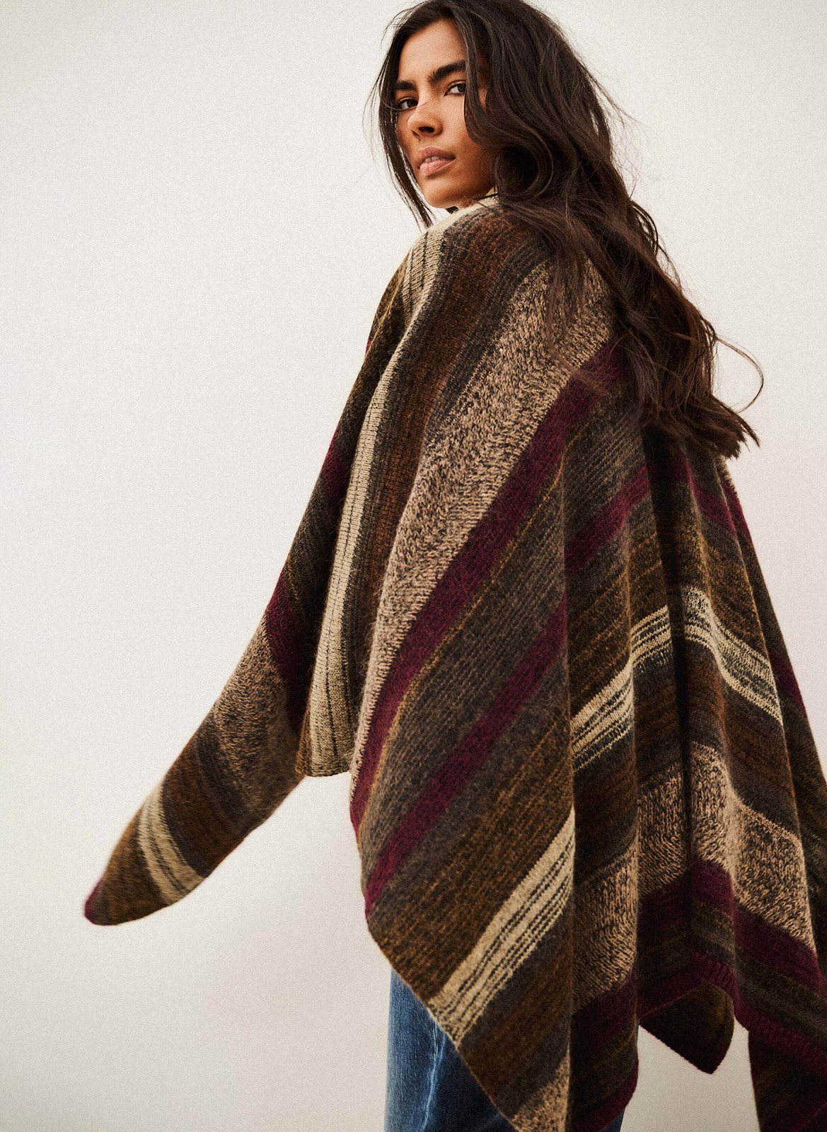 Wide poncho in a wool blend BA&SH Brown