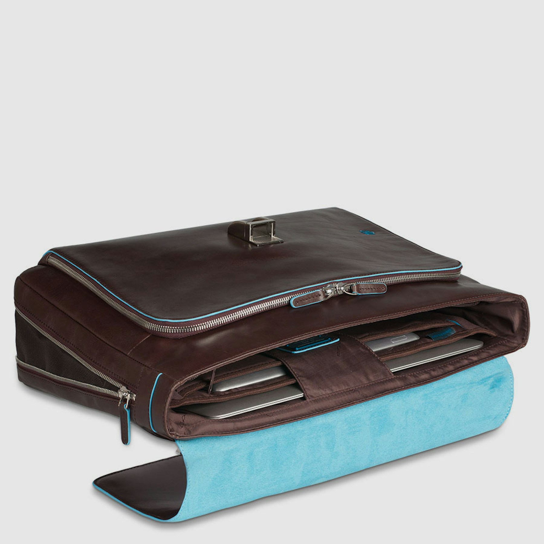 Expandable leather briefcase with flap PIQUADRO Brown