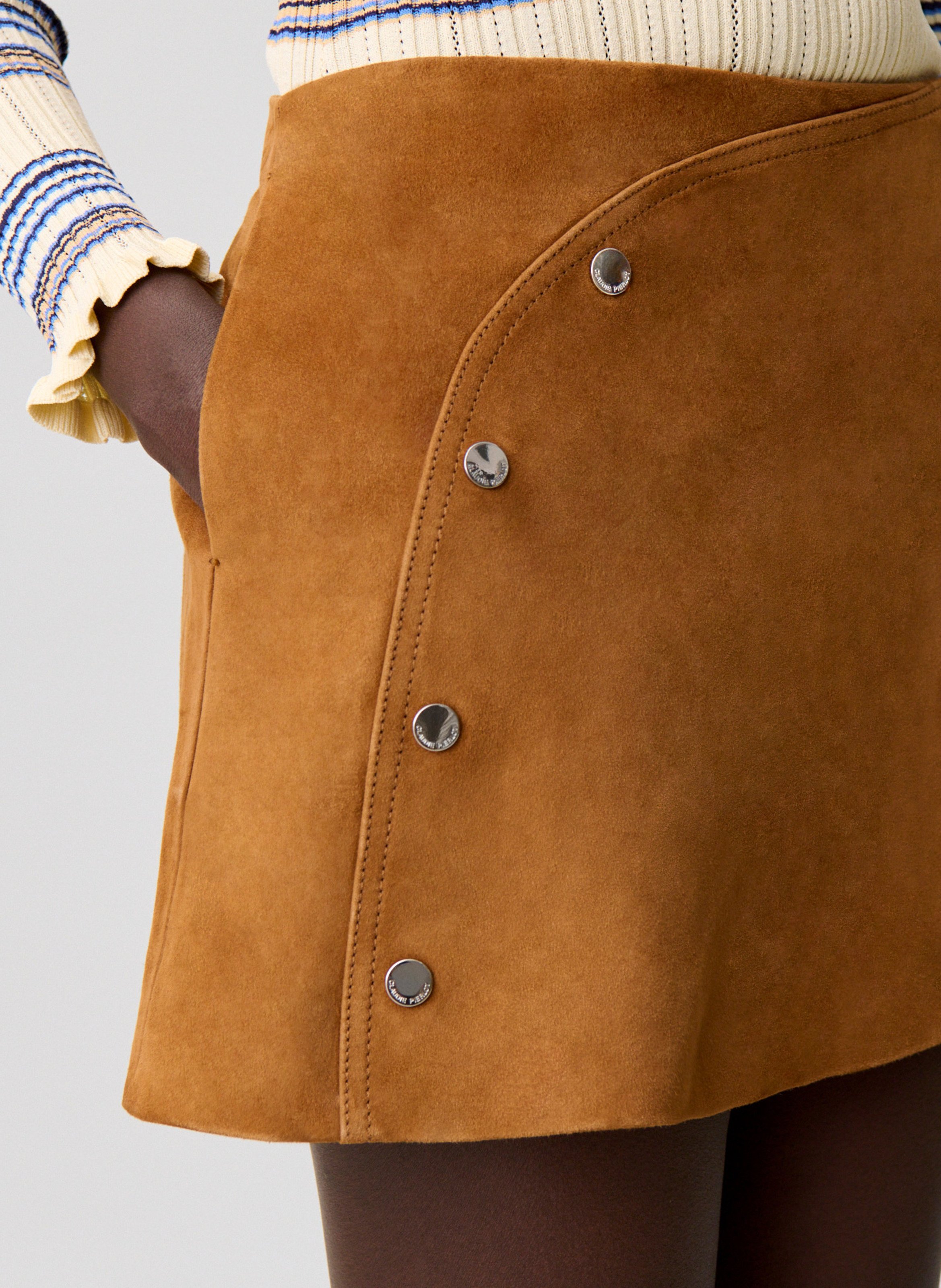 Jupe courte en cuir velours CLAUDIE PIERLOT Beige