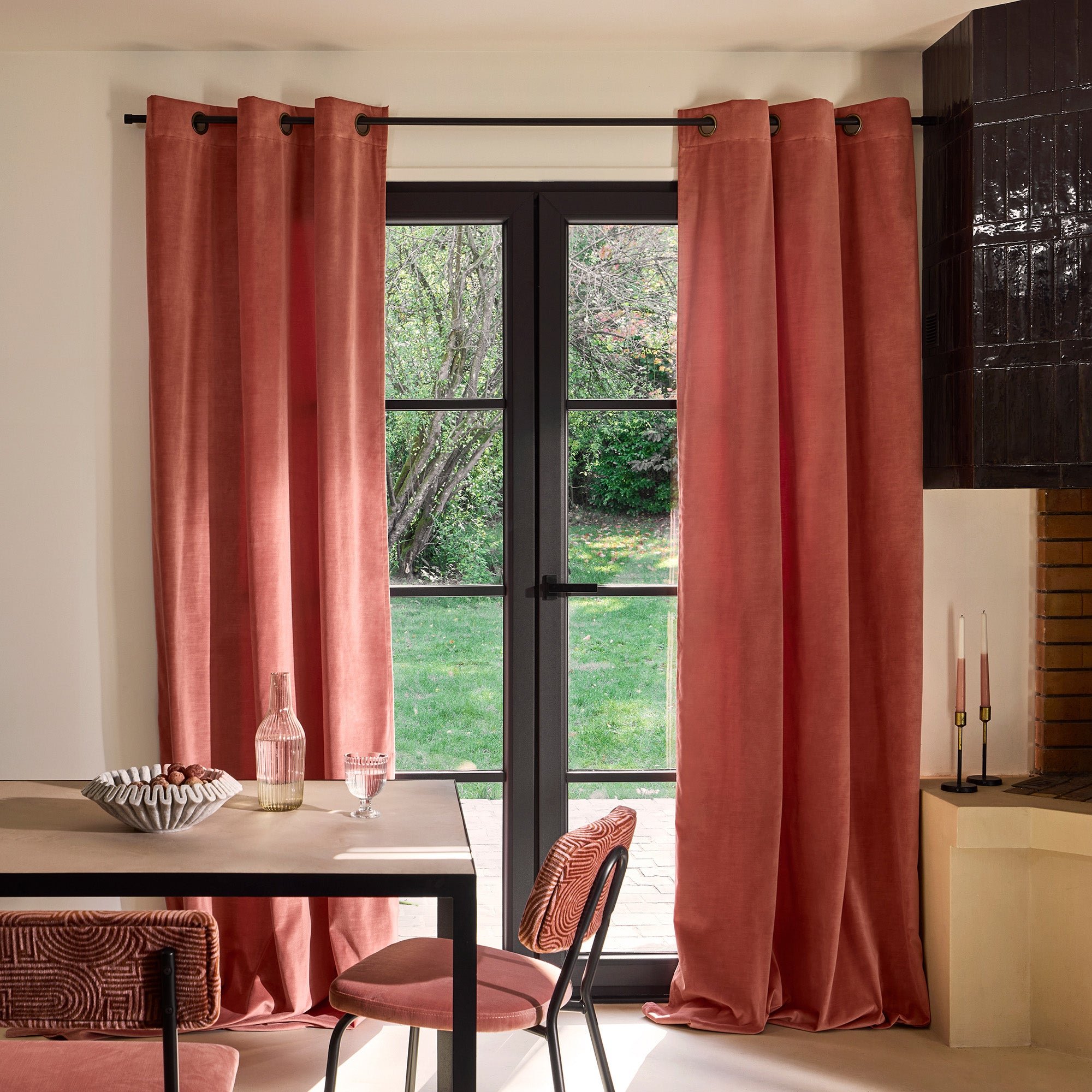 Madura - rideau dalila tamisant en velours fluide et lumineux beige 137x280 cm MADURA