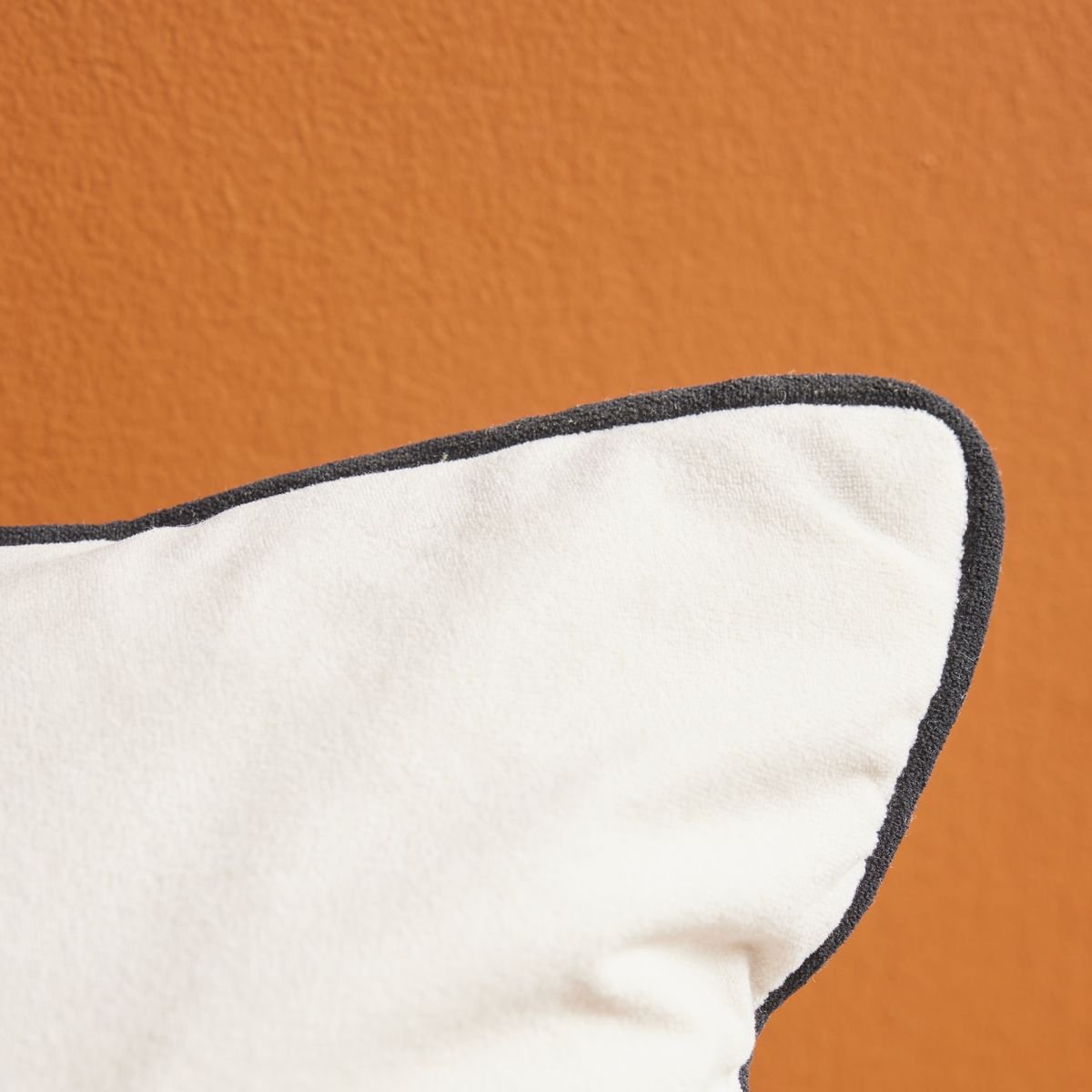 Solid square cushion TODAY LINGE DE MAISON White