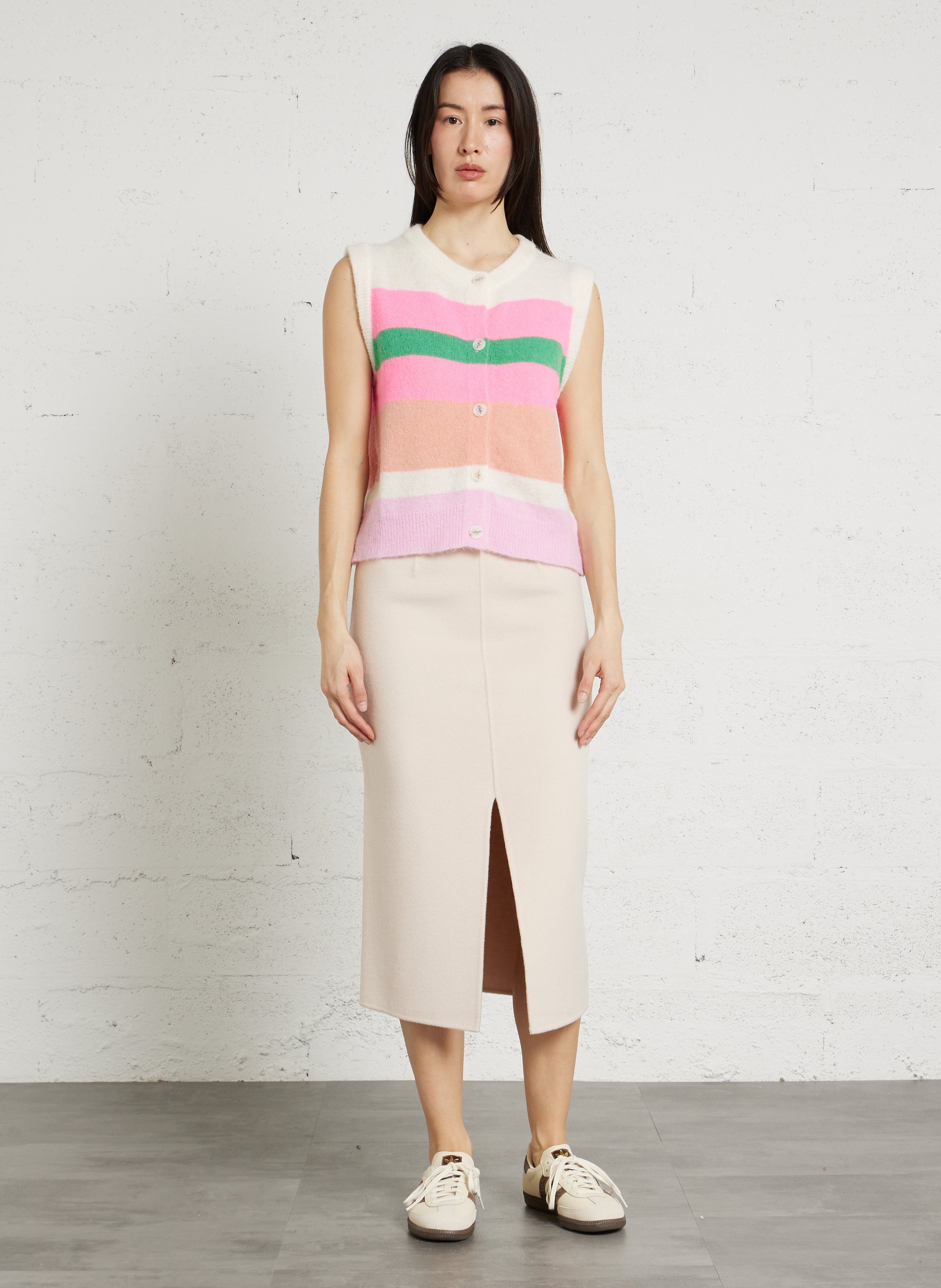 Sleeveless round neck striped wool blend vest MAISON ANJE Pink