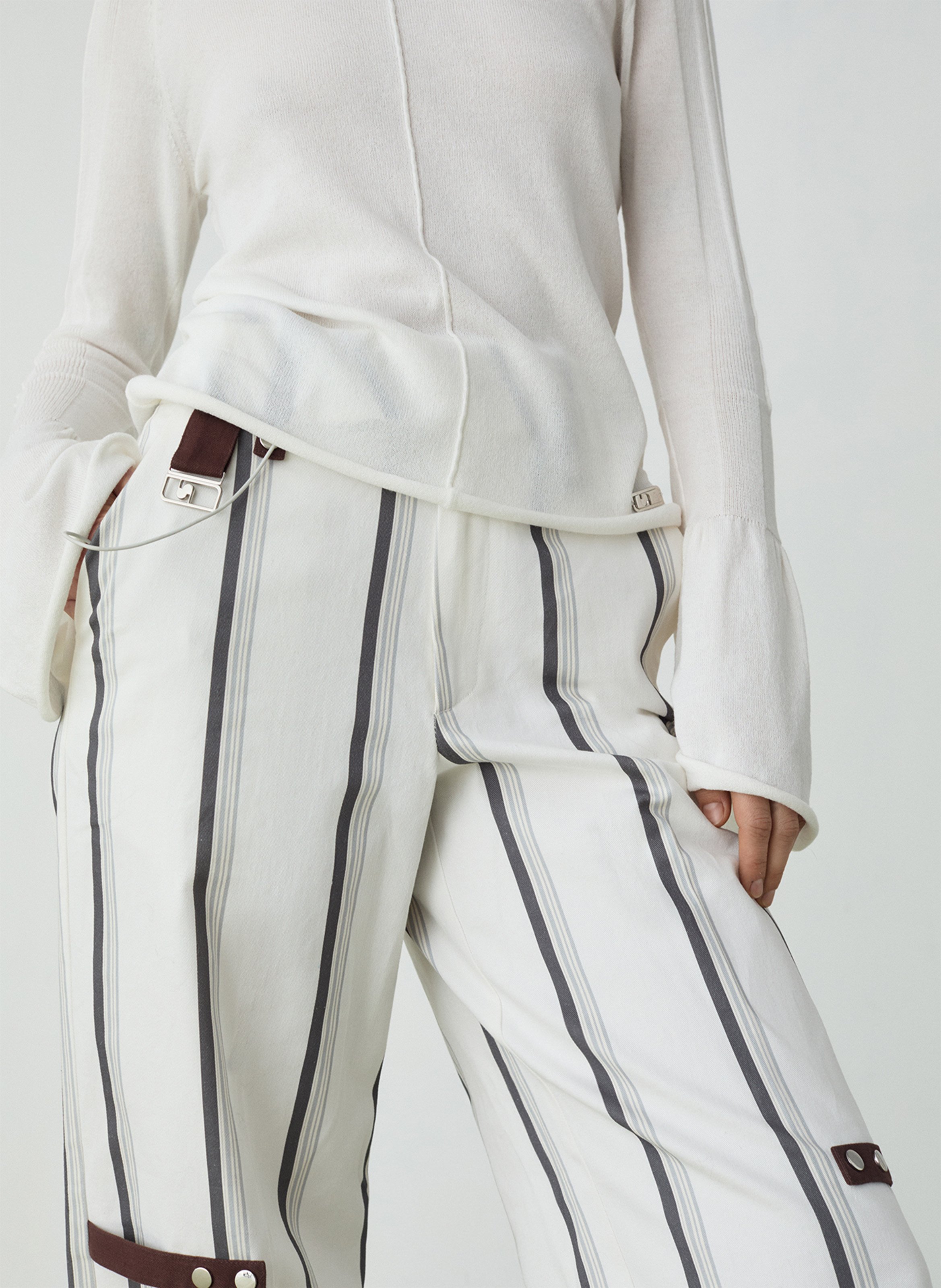 Slim-fit cotton cargo pants LAAGAM White