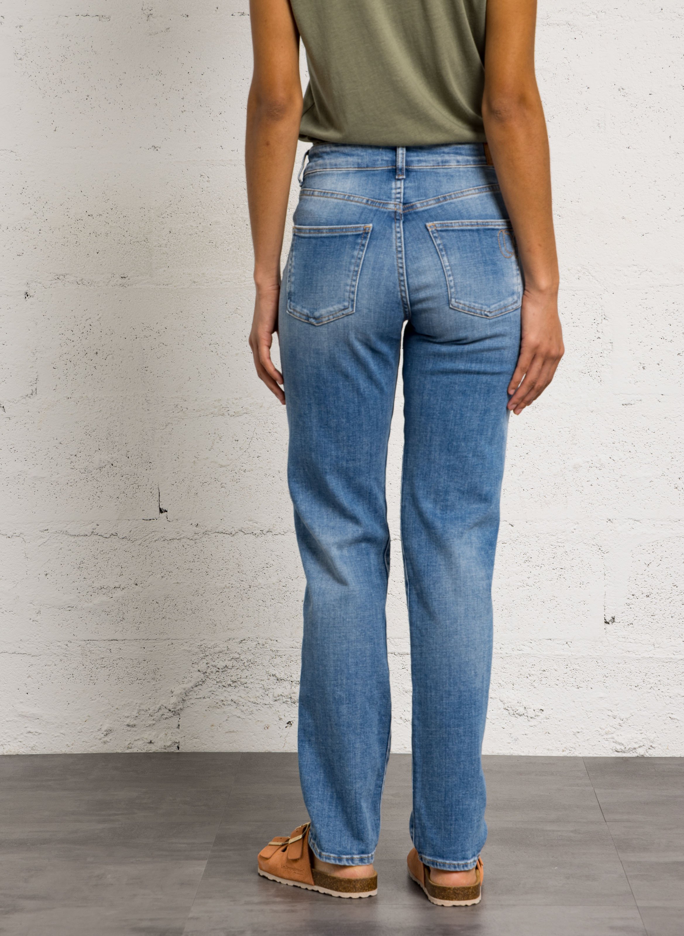 Comfortabele slim fit jeans 711 Basic WC649 LE TEMPS DES CERISES Blauw