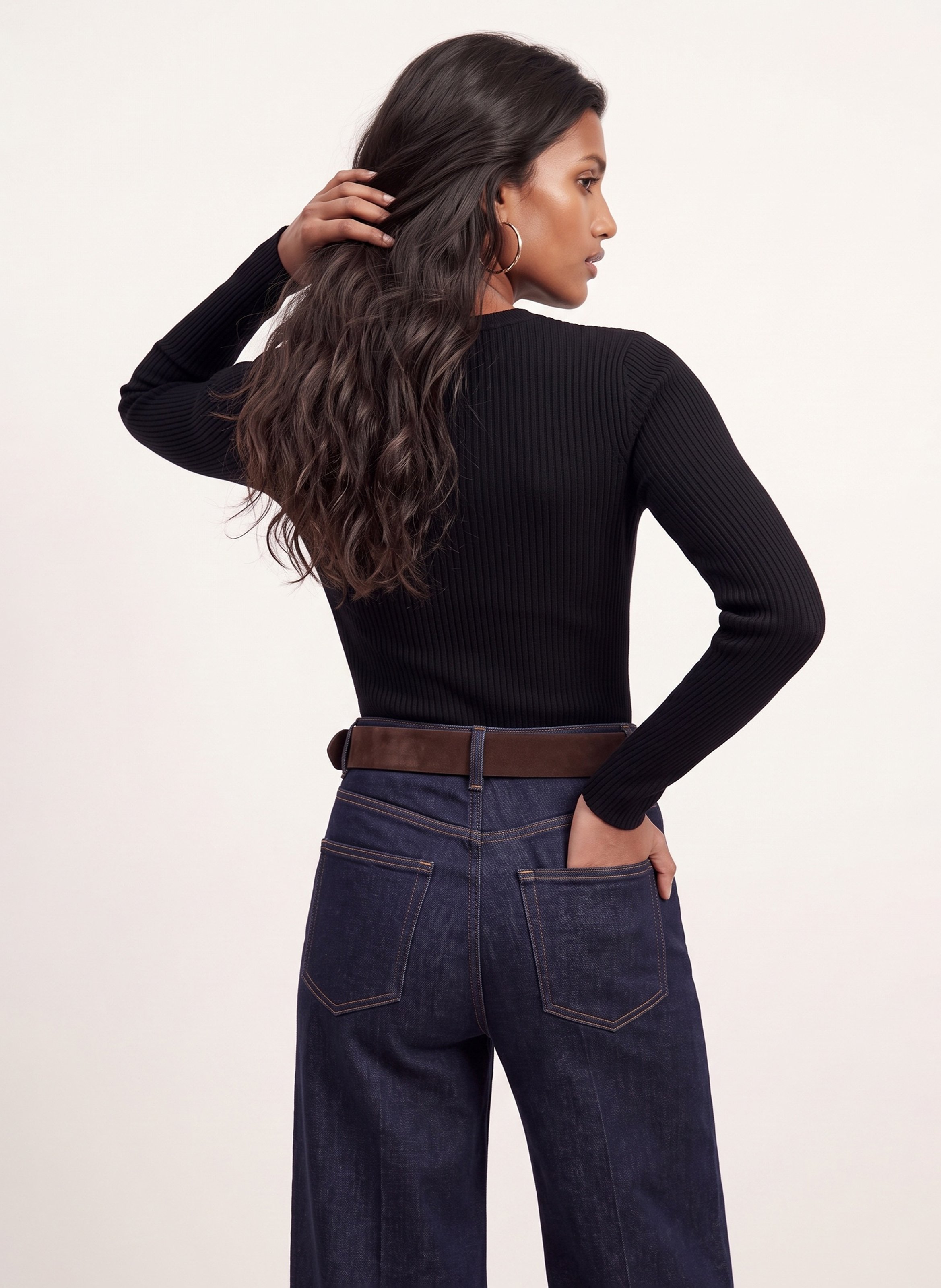 Figurbetonter Pullover mit eckigem Ausschnitt aus Wollmischung KOOKAI Schwarz