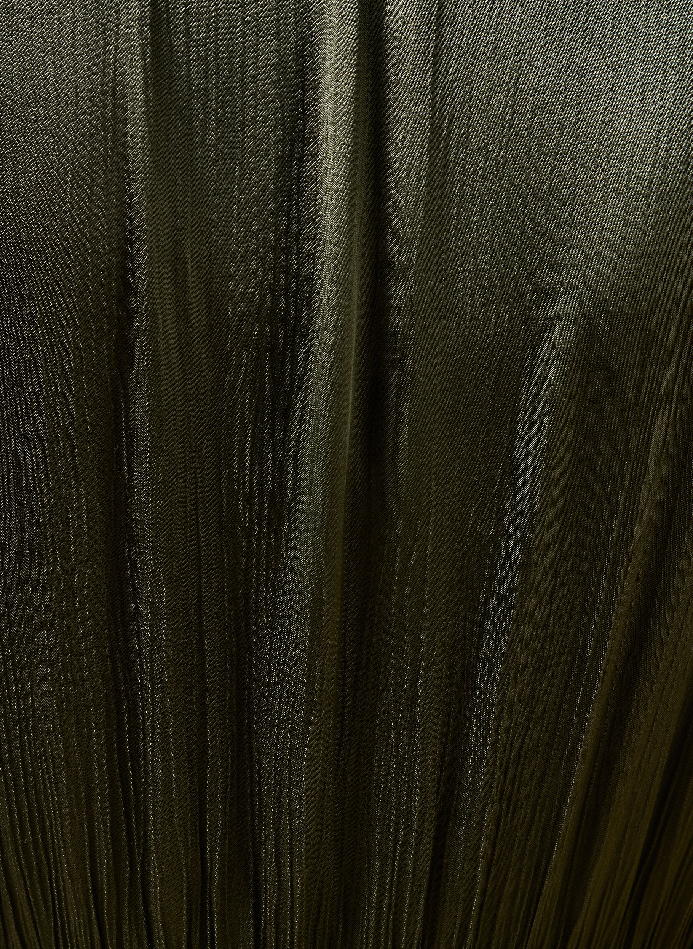 Midi-Kleid mit V-Ausschnitt und Satin-Effekt LA FEE MARABOUTEE Grun