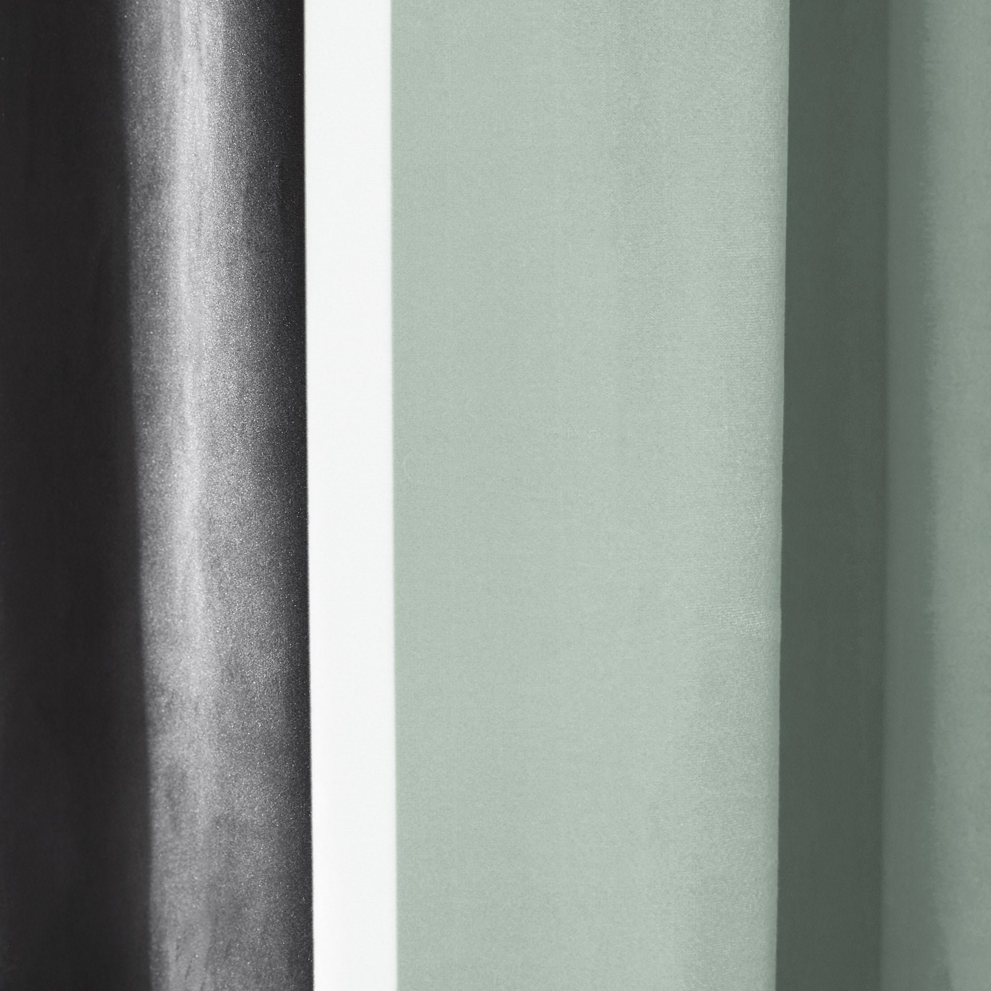 Curtain with black eyelets MADURA Green