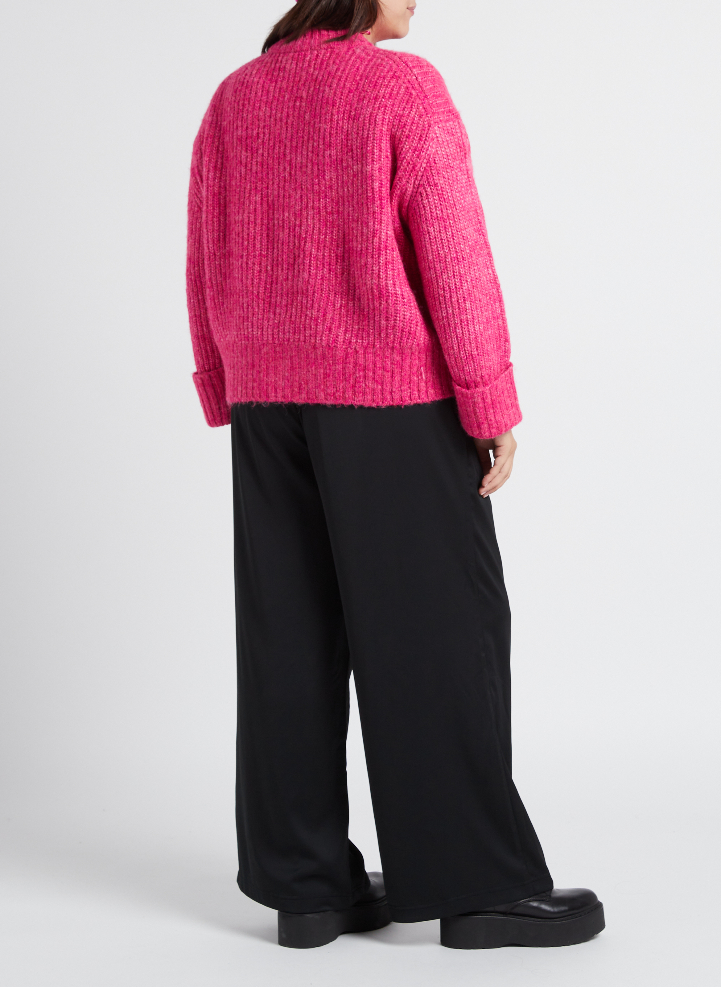 Pull ample col rond en maille mélangée GINA TRICOT Rose