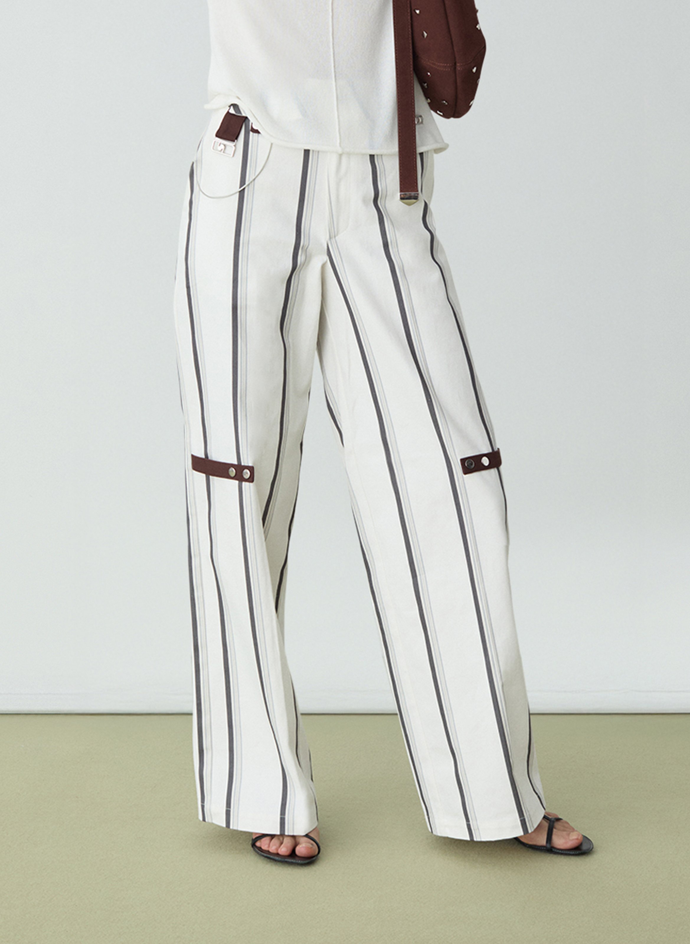 Slim-fit cotton cargo pants LAAGAM White