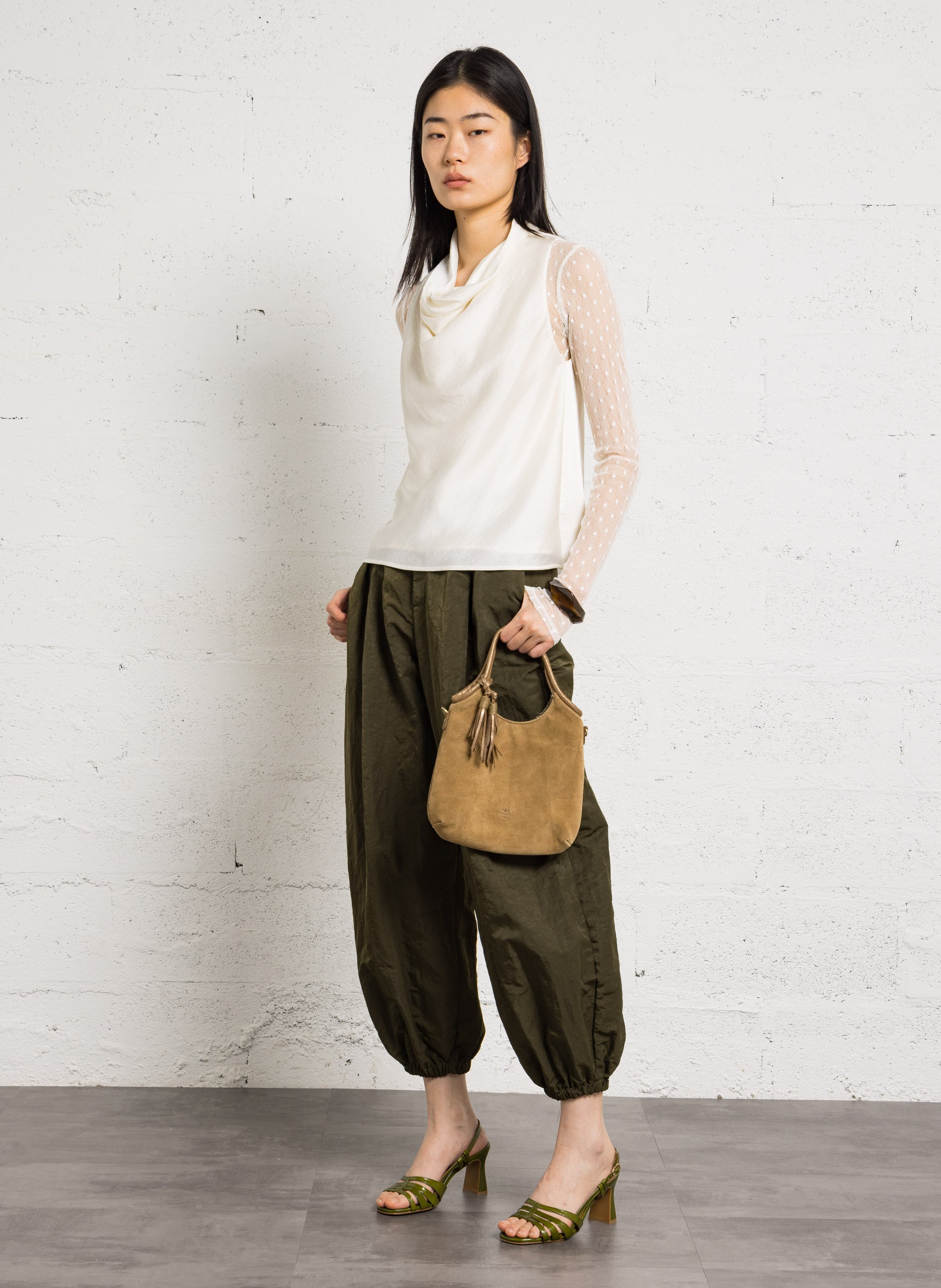 Sac à main en cuir velours  MILA LOUISE Marron