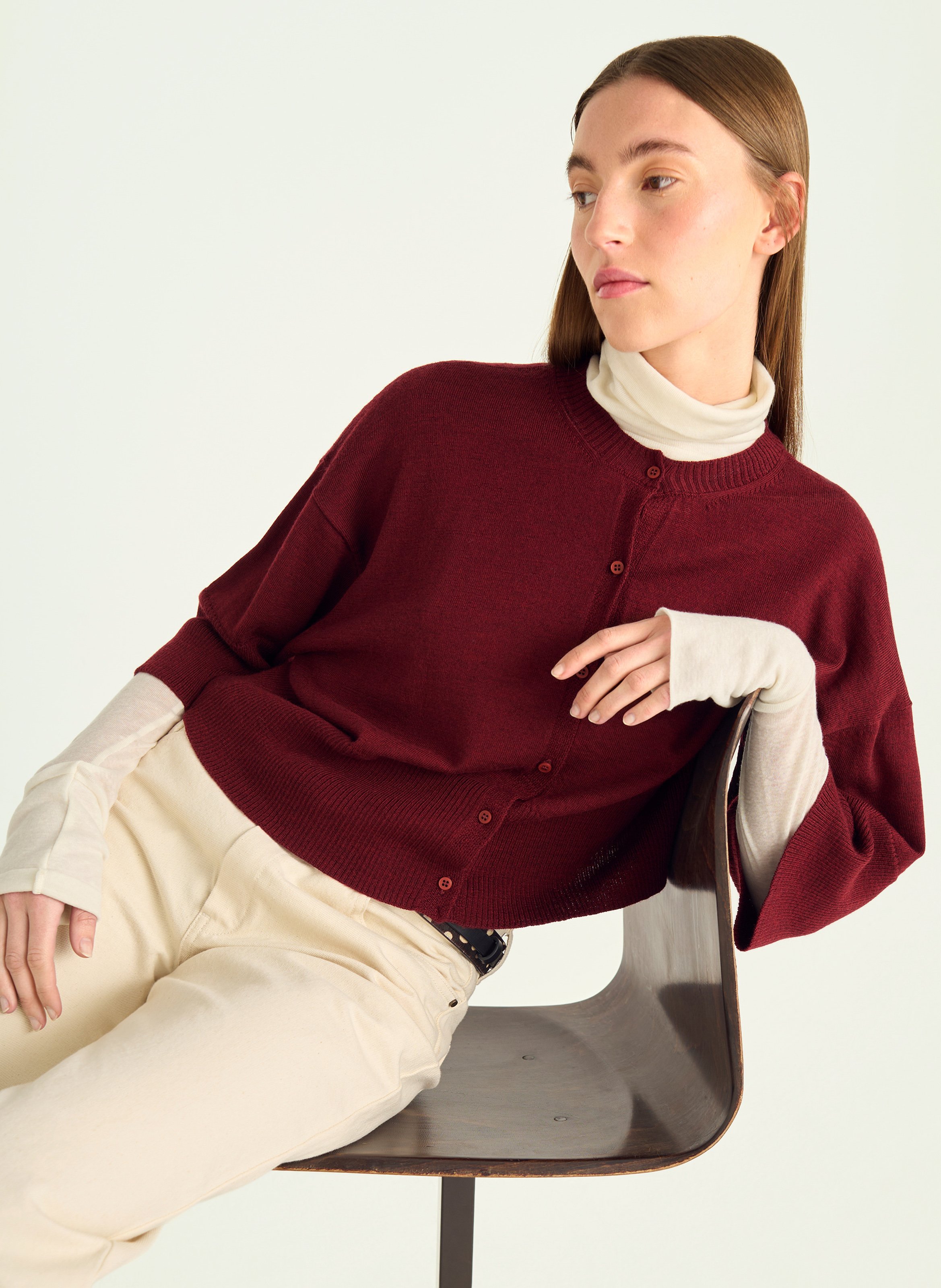 Strickjacke aus Wolle mit Rundhalsausschnitt ACOTE Violett