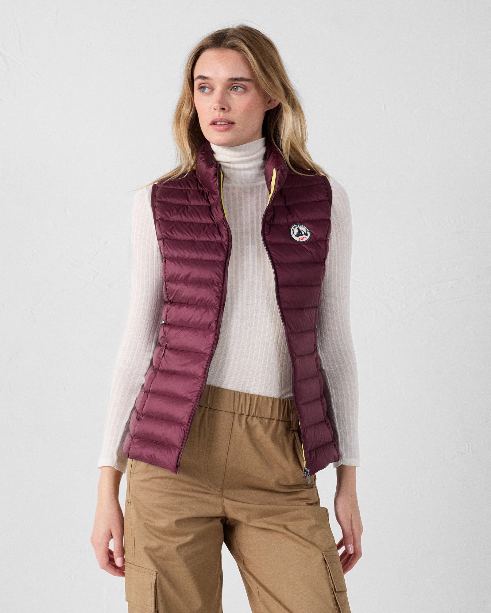 Sleeveless lightweight down vest seda JOTT Pink