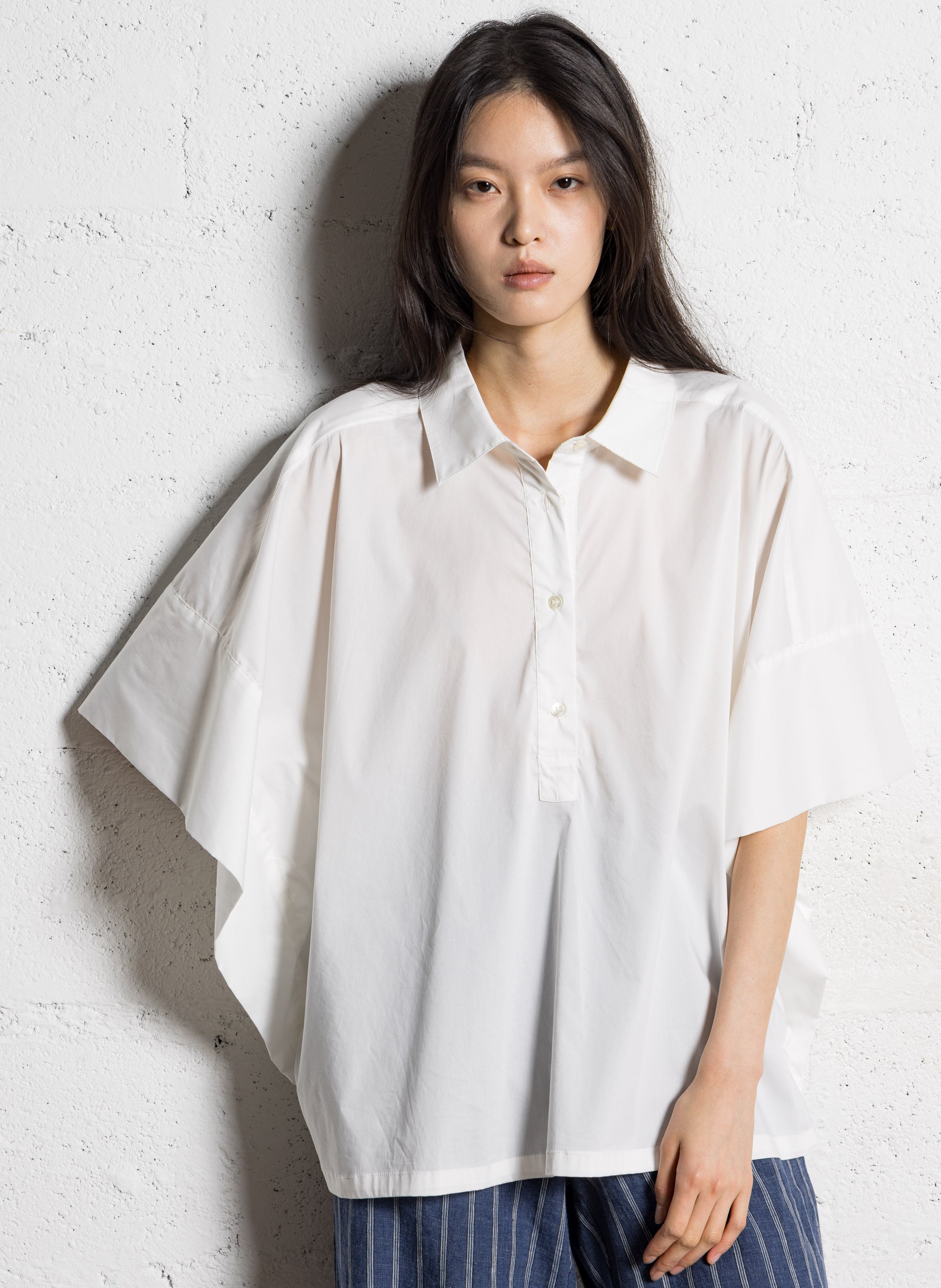 Wijdvallende top met klassieke kraag van gemengd katoen JC SOPHIE Wit