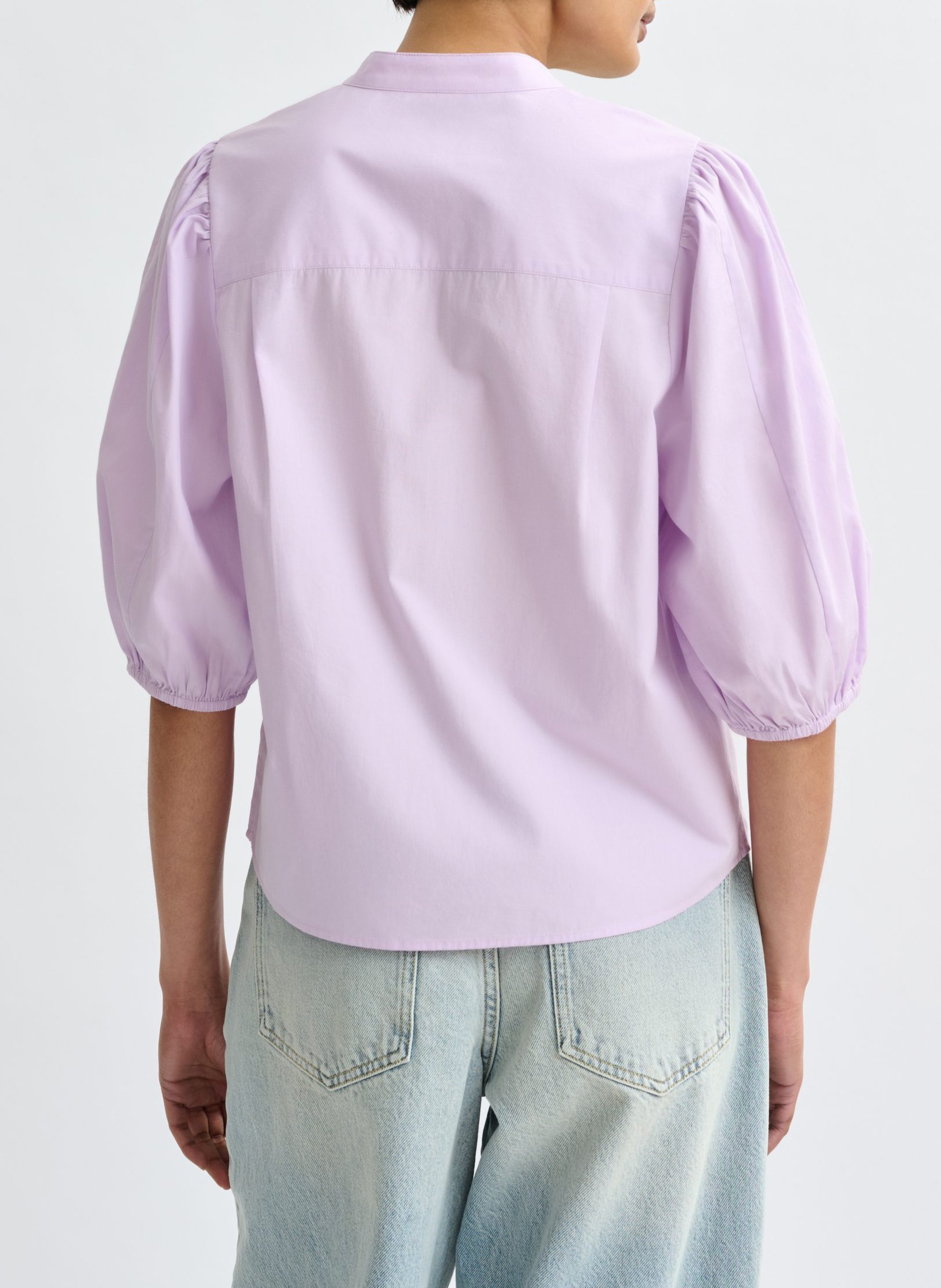 Baumwollbluse mit Rundhalsausschnitt ESSENTIEL ANTWERP Violett