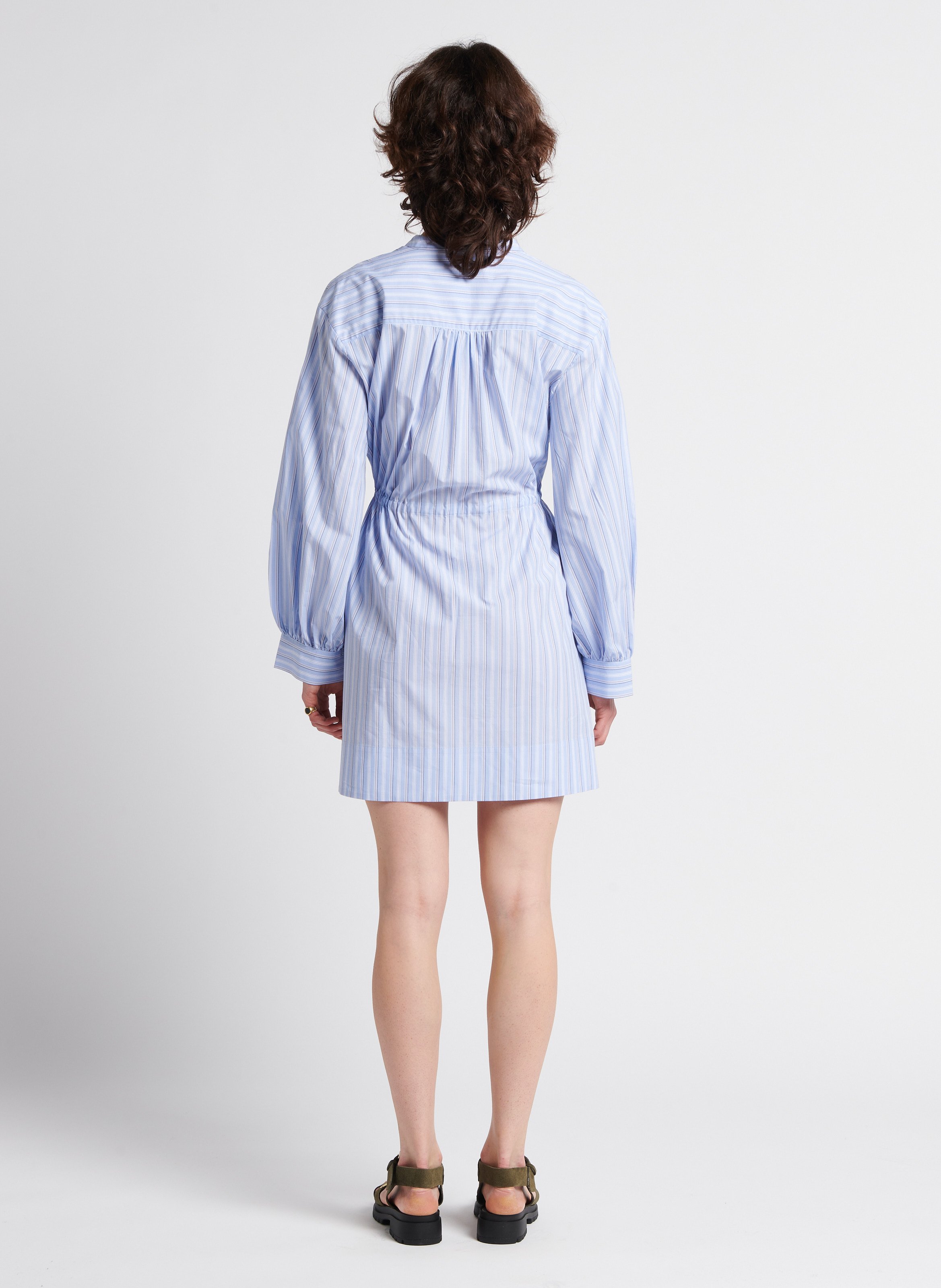 Halflange, gestreepte jurk van biokatoen met ceintuur SAMSOE SAMSOE Gestreepte