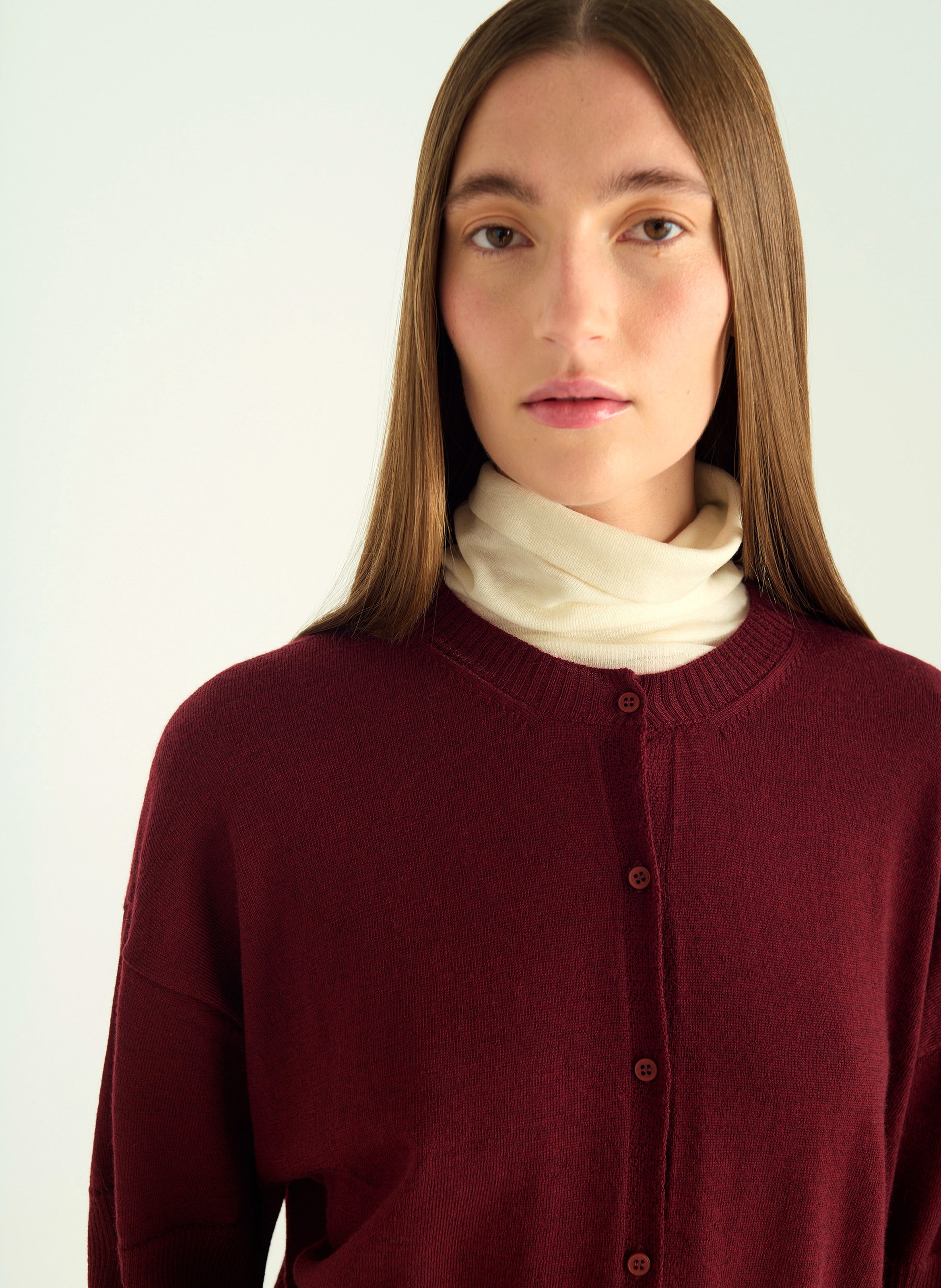 Strickjacke aus Wolle mit Rundhalsausschnitt ACOTE Violett