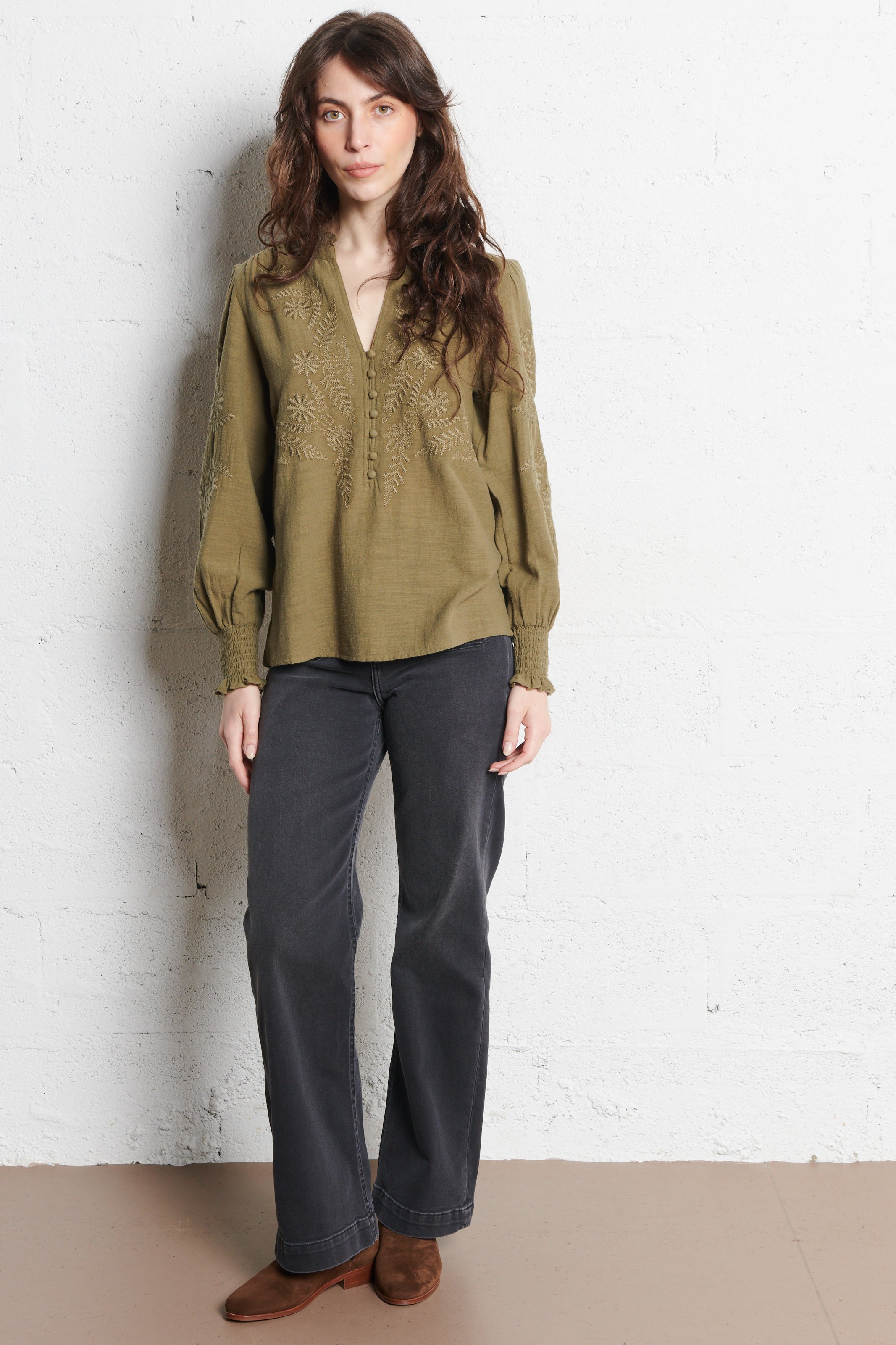 Embroidered cotton toiletry blouse MAISON 123 Khaki